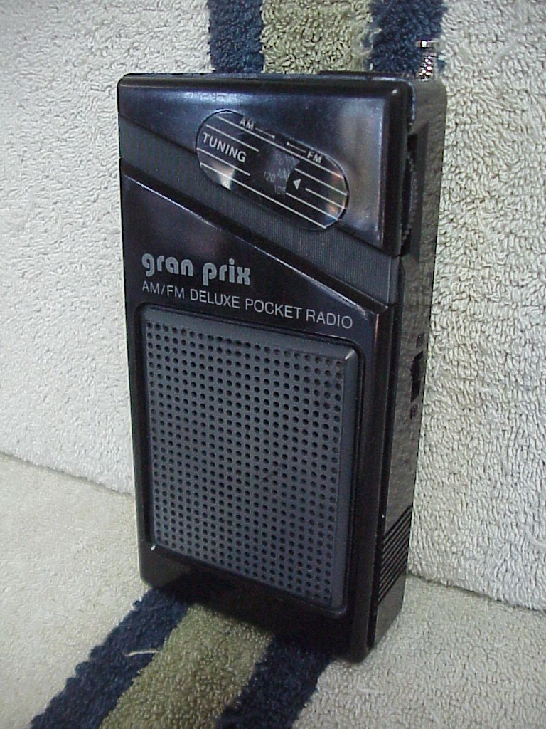 Gran Prix A2090 AM-FM Radio Professionally Repaired Works Good Vintage 1990 Gran Prix A2090 AM-FM Radio Professionally Repaired Works Good Vintage 1990