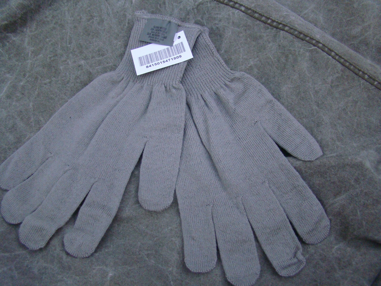 USGI Cold Weather Lightweight Glove Inserts size Medium / Large Grey - New USGI Cold Weather Lightweight Glove Inserts size Medium / Large Grey - New