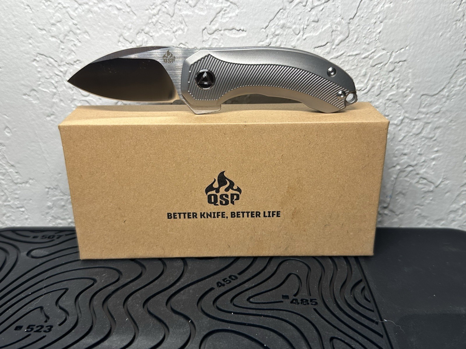 QSP Knife Hamster Folding Pocketknife S35VN Drop Point Titanium Frame Lock QSP Knife Hamster Folding Pocketknife S35VN Drop Point Titanium Frame Lock