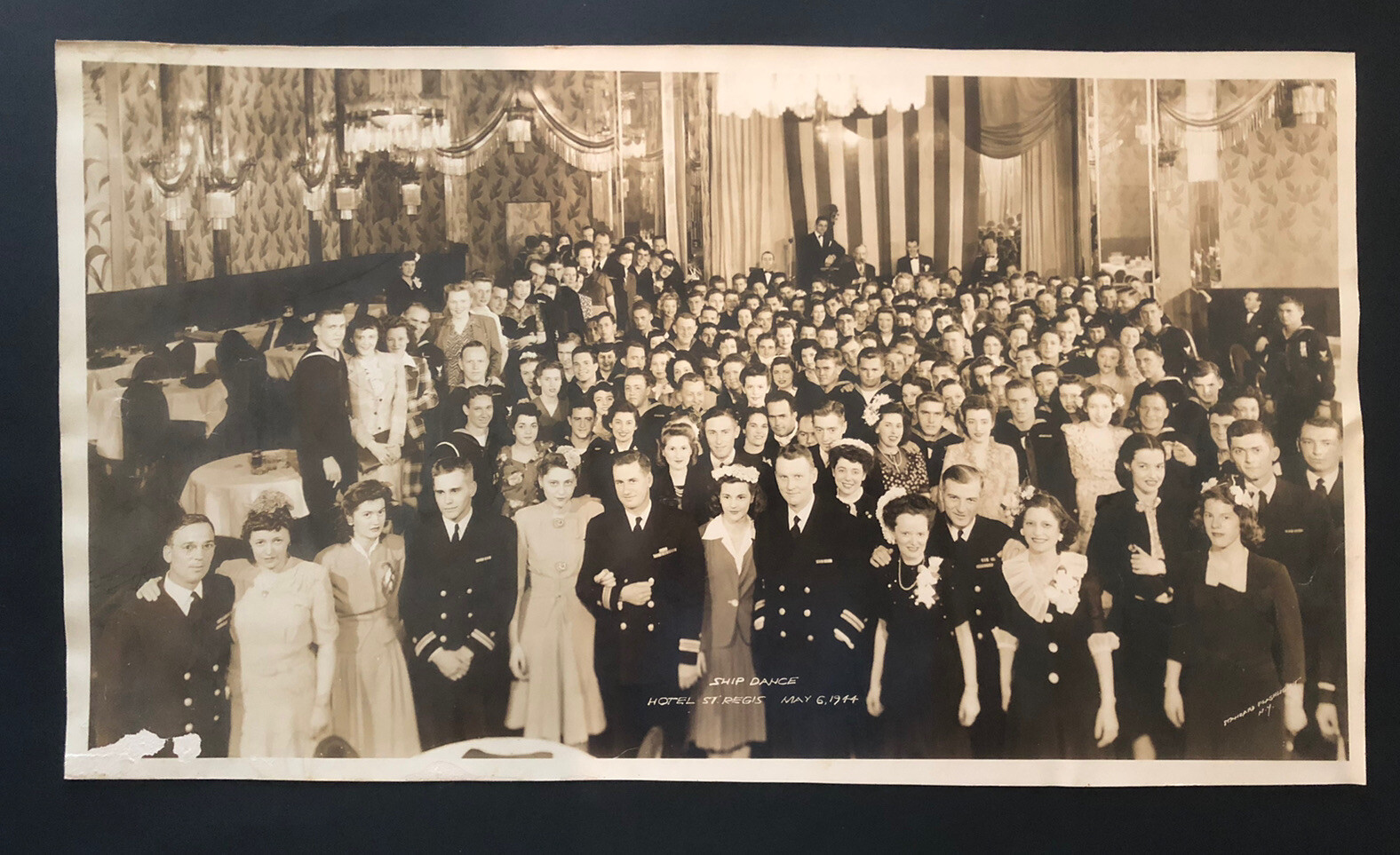 WWII 1944 VINTAGE SHIP DANCE HOTEL ST REGIS NY B&W PICTURE PHOTOGRAPH 19" X 11" WWII 1944 VINTAGE SHIP DANCE HOTEL ST REGIS NY B&W PICTURE PHOTOGRAPH 19" X 11"