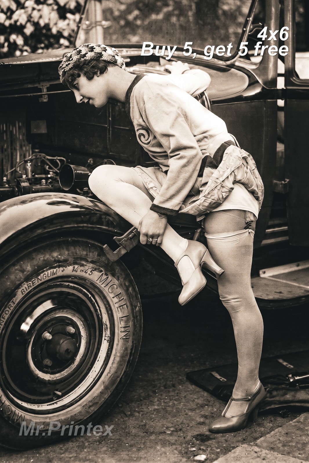 1920s Flapper Woman 💙 Vintage Car - 4x6 Photo - Flapper Era Fashion 1920s Flapper Woman 💙 Vintage Car - 4x6 Photo - Flapper Era Fashion