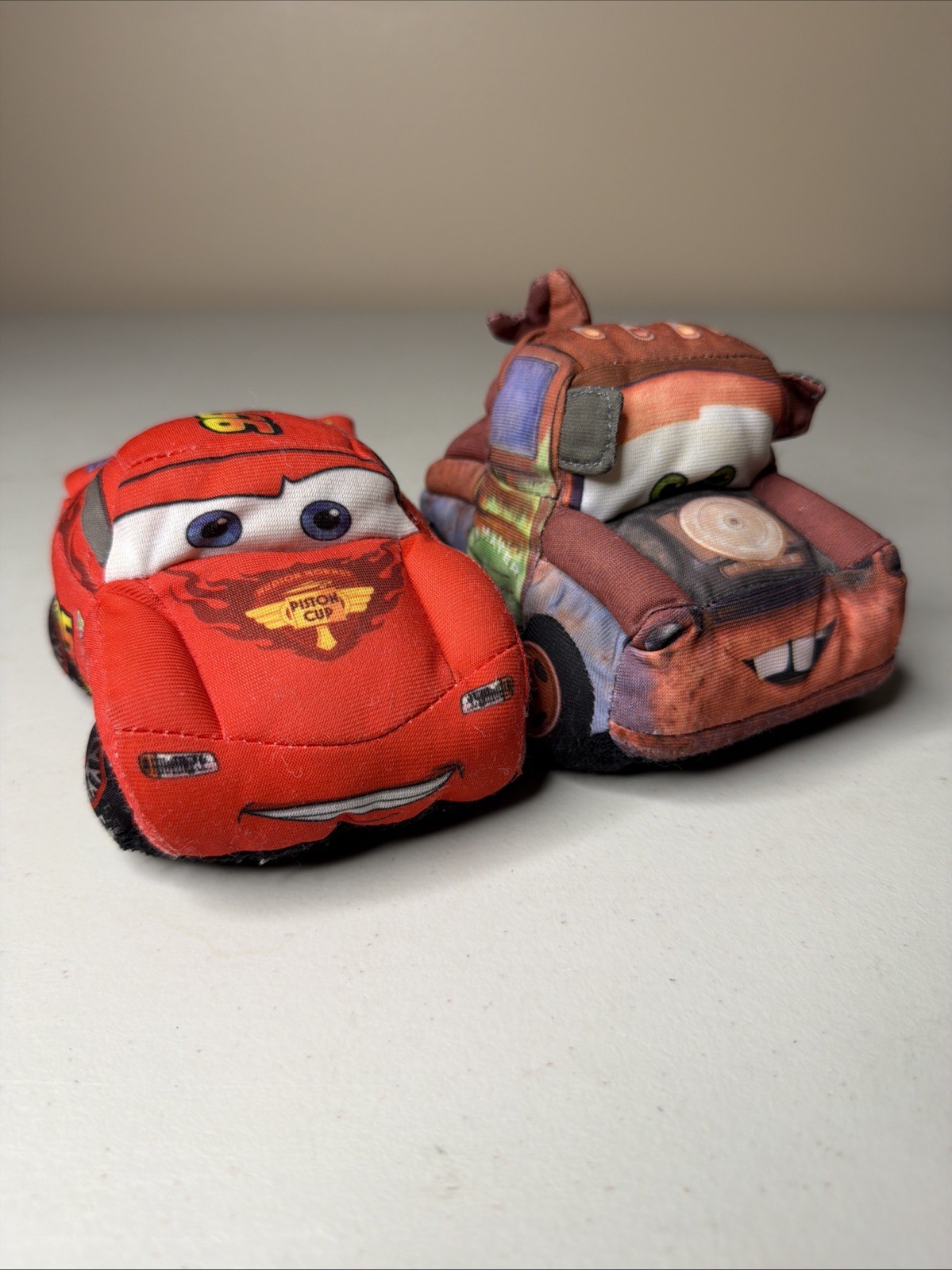 2011 Pixar cars Disney 5inch Plush Set Of Two Tow Mater McQueen 2011 Pixar cars Disney 5inch Plush Set Of Two Tow Mater McQueen