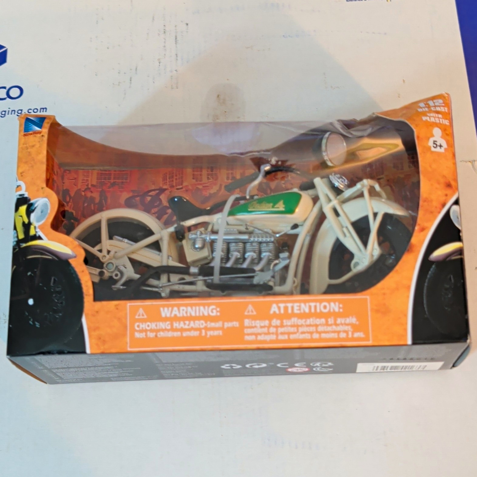 Indian Motorcycle 1930 Indian Chief Diecast Model Collectible Indian Motorcycle 1930 Indian Chief Diecast Model Collectible