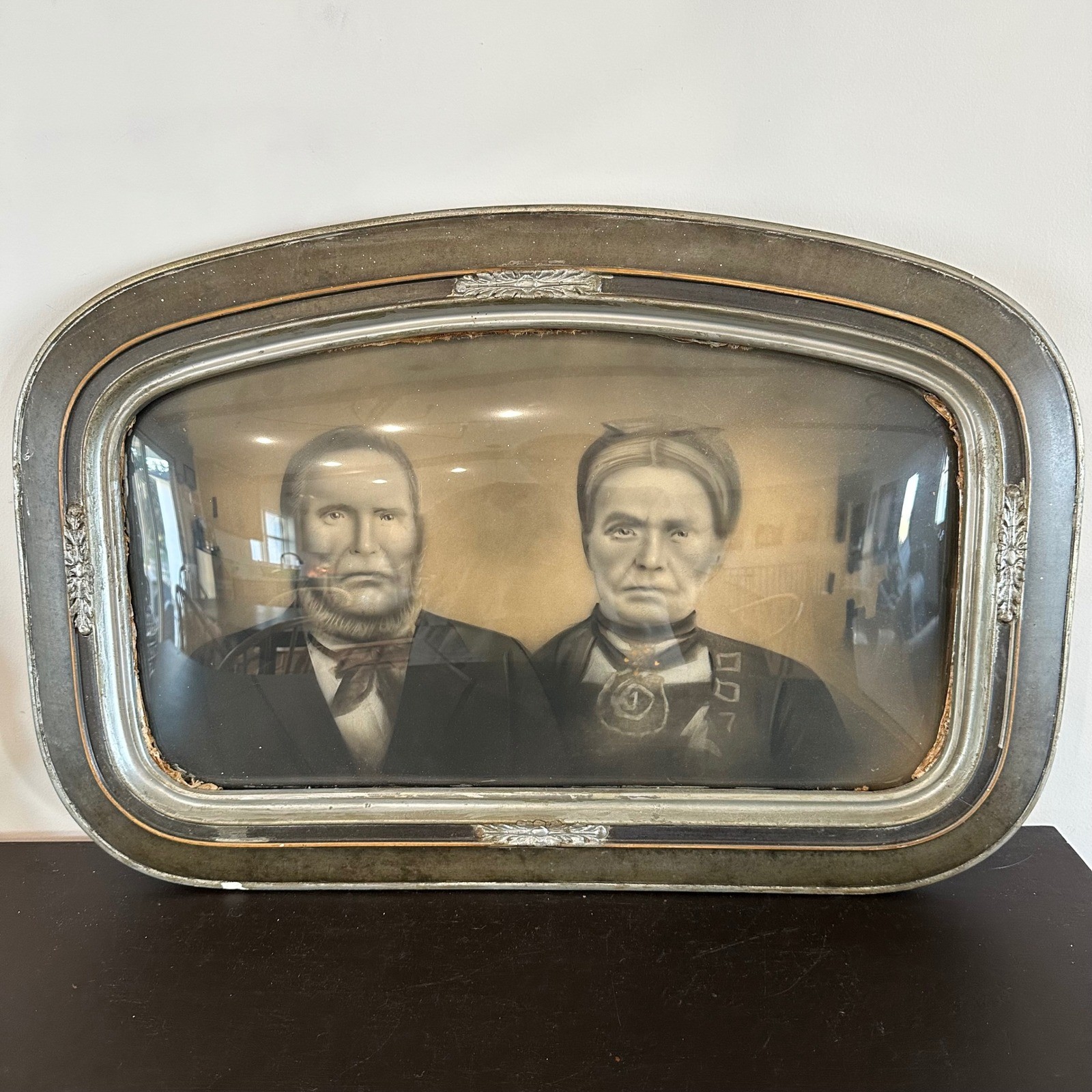 Antique Victorian Convex Bubble Glass Charcoal Portrait Couple Ornate Wood Frame
