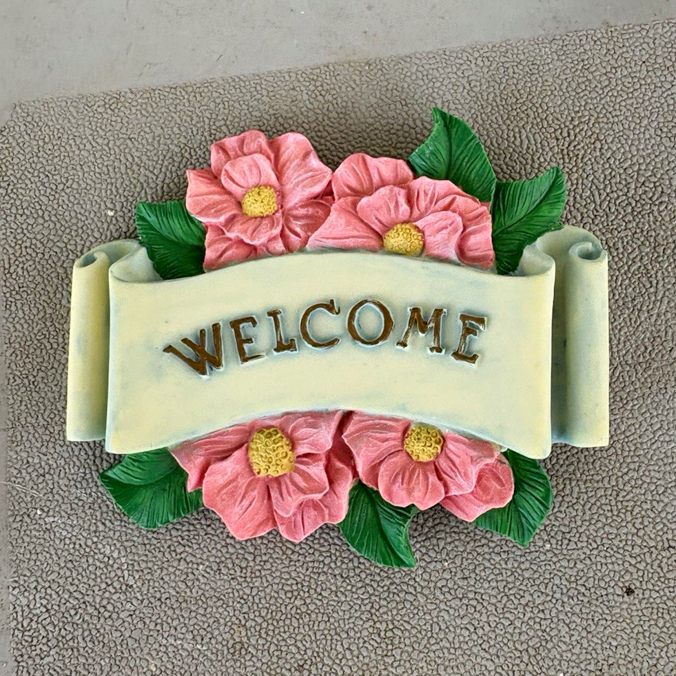 Vintage 1996 House of Lloyd Welcome Floral Wall Plaque Pink Flowers Cottage Vintage 1996 House of Lloyd Welcome Floral Wall Plaque Pink Flowers Cottage