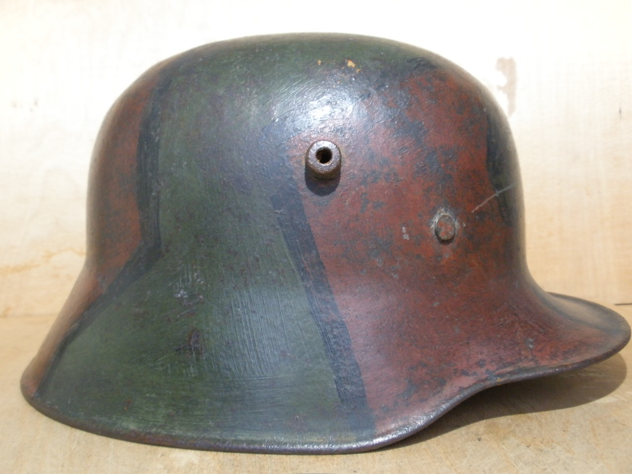 ww1 German M-18 helmet. Stahlhelm. Size 66. Camo. ww1 German M-18 helmet. Stahlhelm. Size 66. Camo.