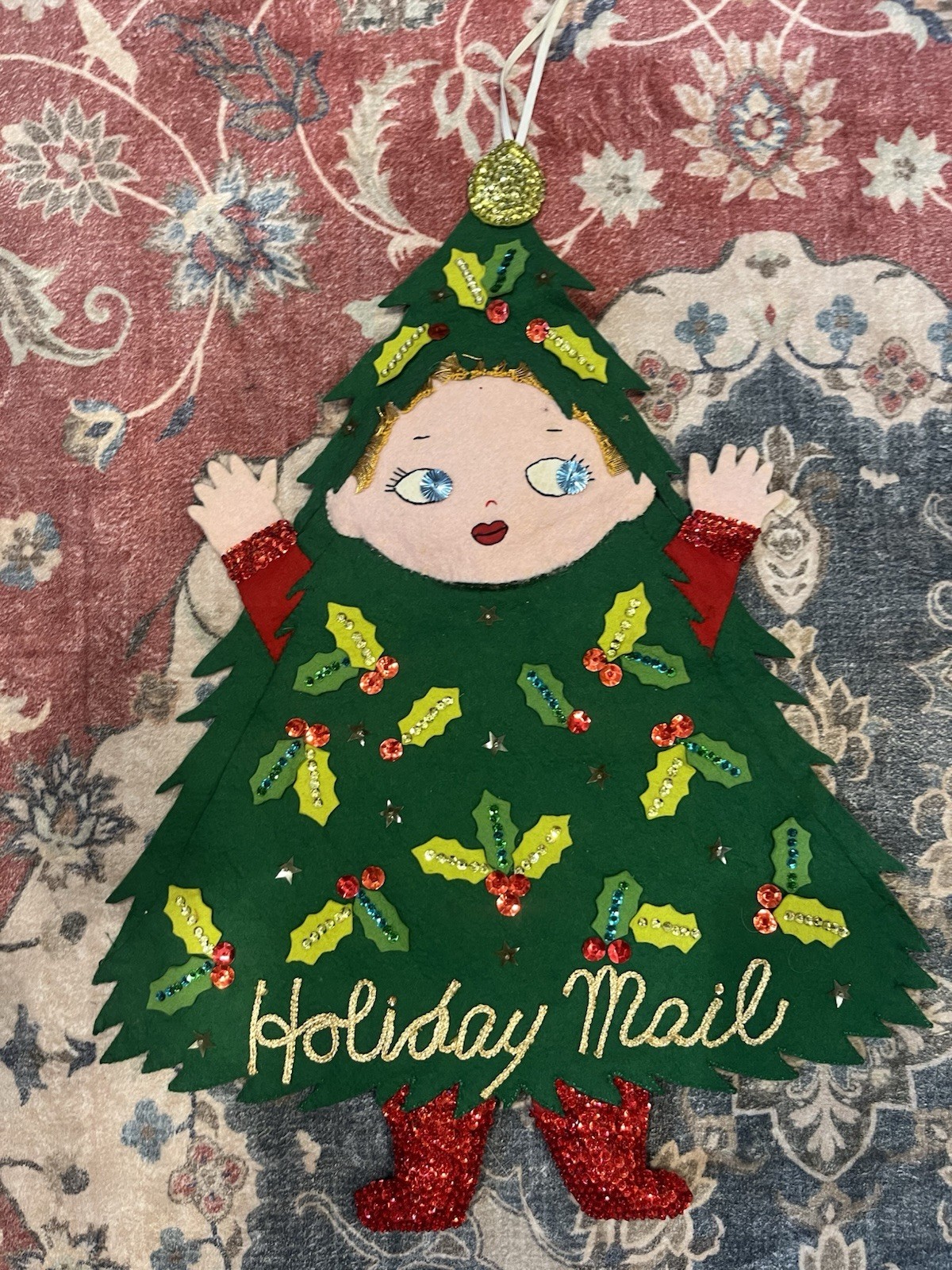 RARE bucilla 1533 Jeweled Holly Girl Vintage Christmas Sequin Mail Bag Complete