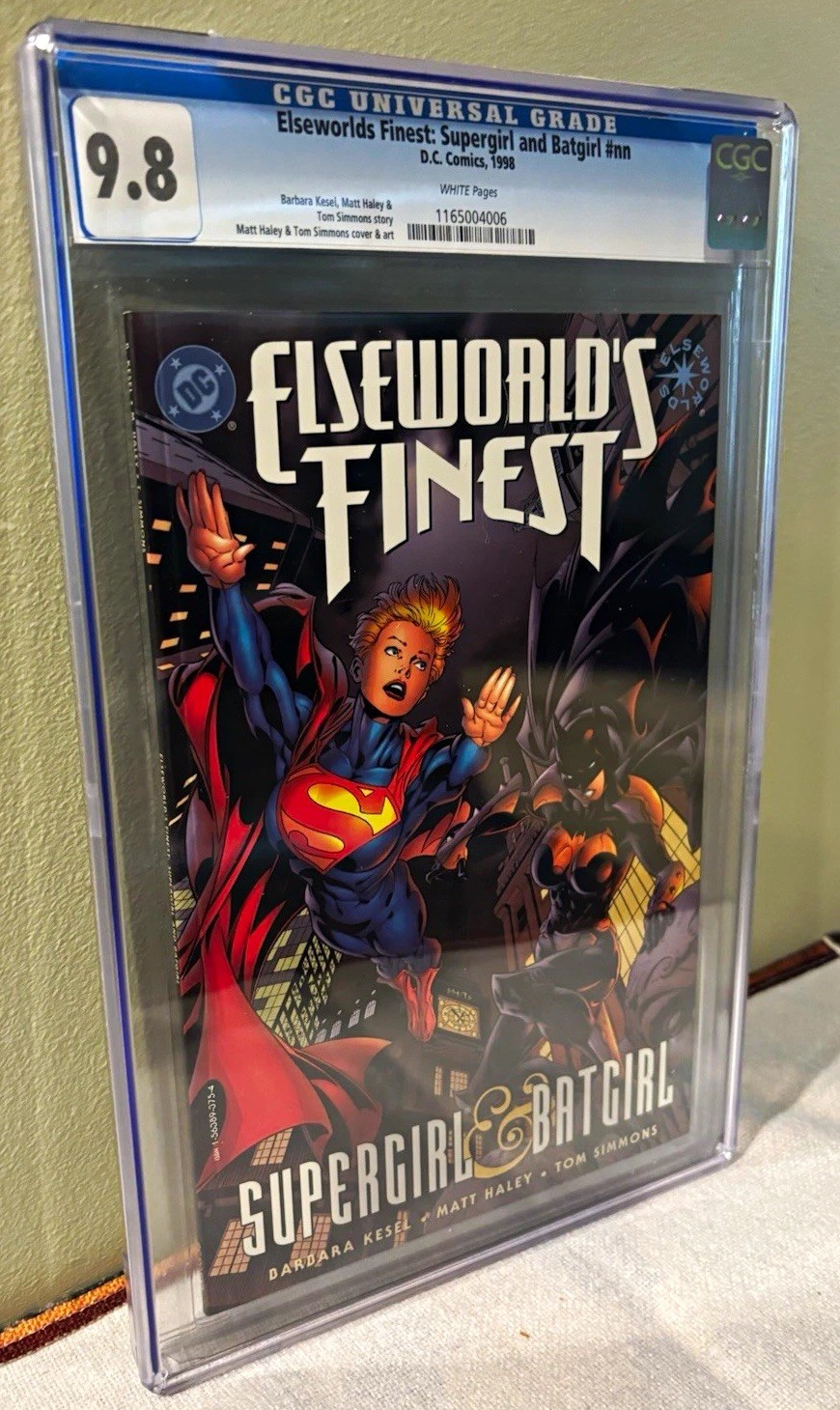 DC Comics Elseworlds Finest: Supergirl and Batgirl #1 1998 CGC 9.8 DC Comics Elseworlds Finest: Supergirl and Batgirl #1 1998 CGC 9.8