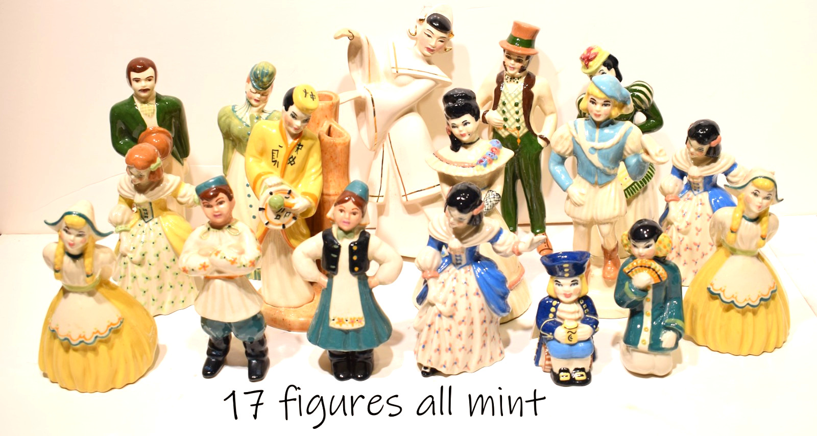 Estate Collection 17 CAS Ceramic Arts Studio Figures All Mint