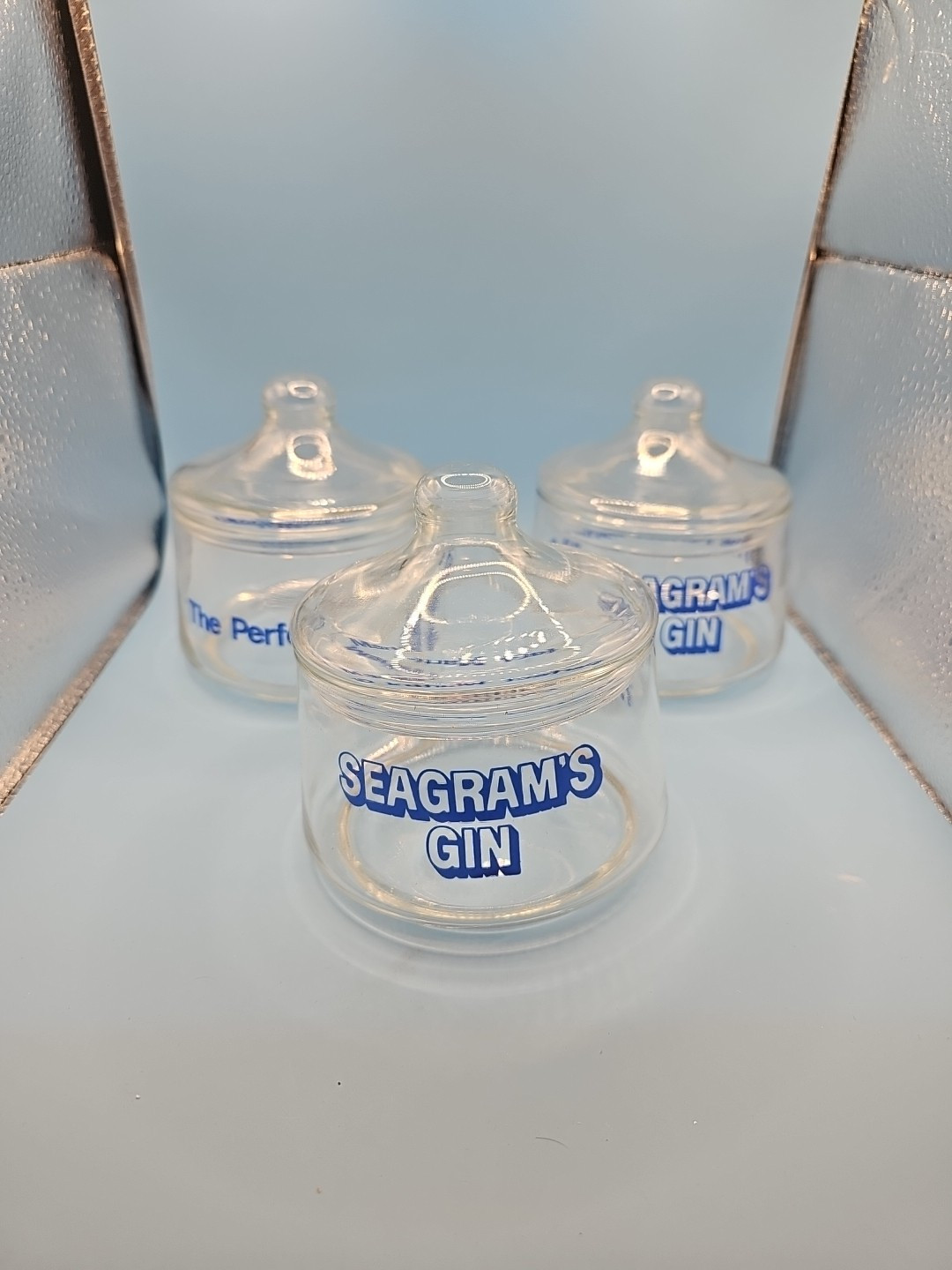 Set Of 3 Seagrams Gin Glass Stack Jars NOS