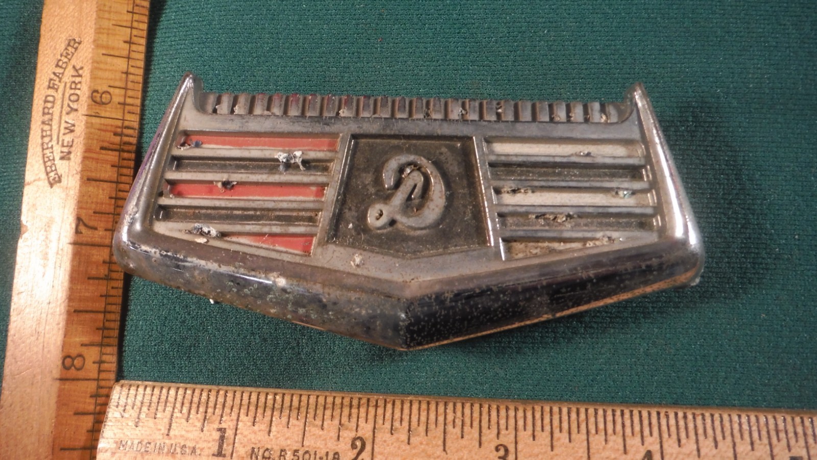 CJ87 Dodge Coronet Fin/Fender Emblem Vntge 1957-8 #1756510 DODGE ROYAL SUBURBAN CJ87 Dodge Coronet Fin/Fender Emblem Vntge 1957-8 #1756510 DODGE ROYAL SUBURBAN
