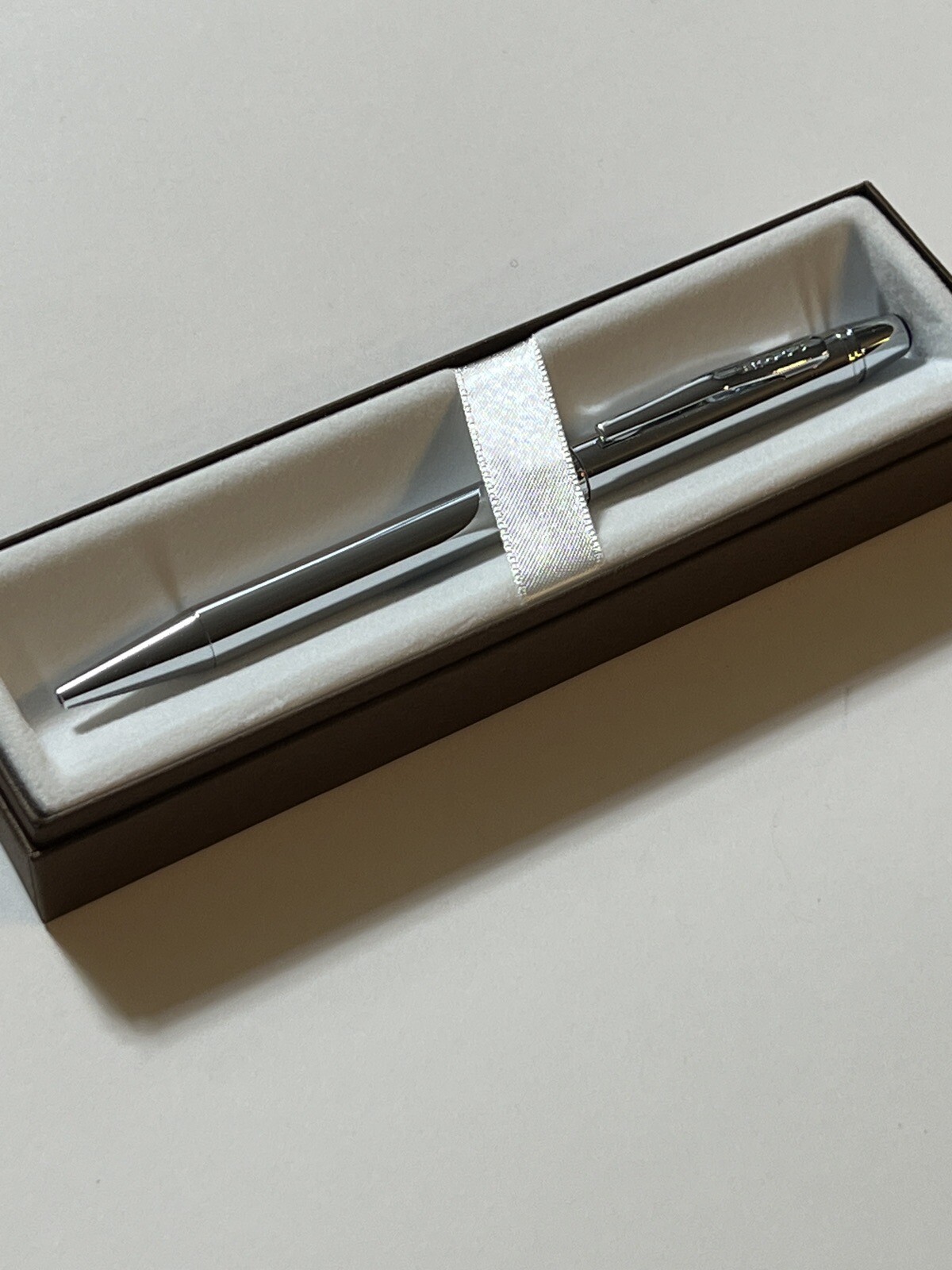 CROSS Gilford Ballpoint Pen Chrome - New *** No BOX Blowout Sale CROSS Gilford Ballpoint Pen Chrome - New *** No BOX Blowout Sale