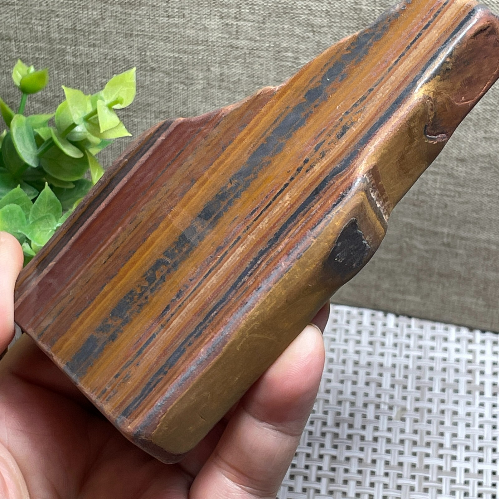 Genuine Tiger Iron Slab raw stone Polished Rock original specimen 320g A59