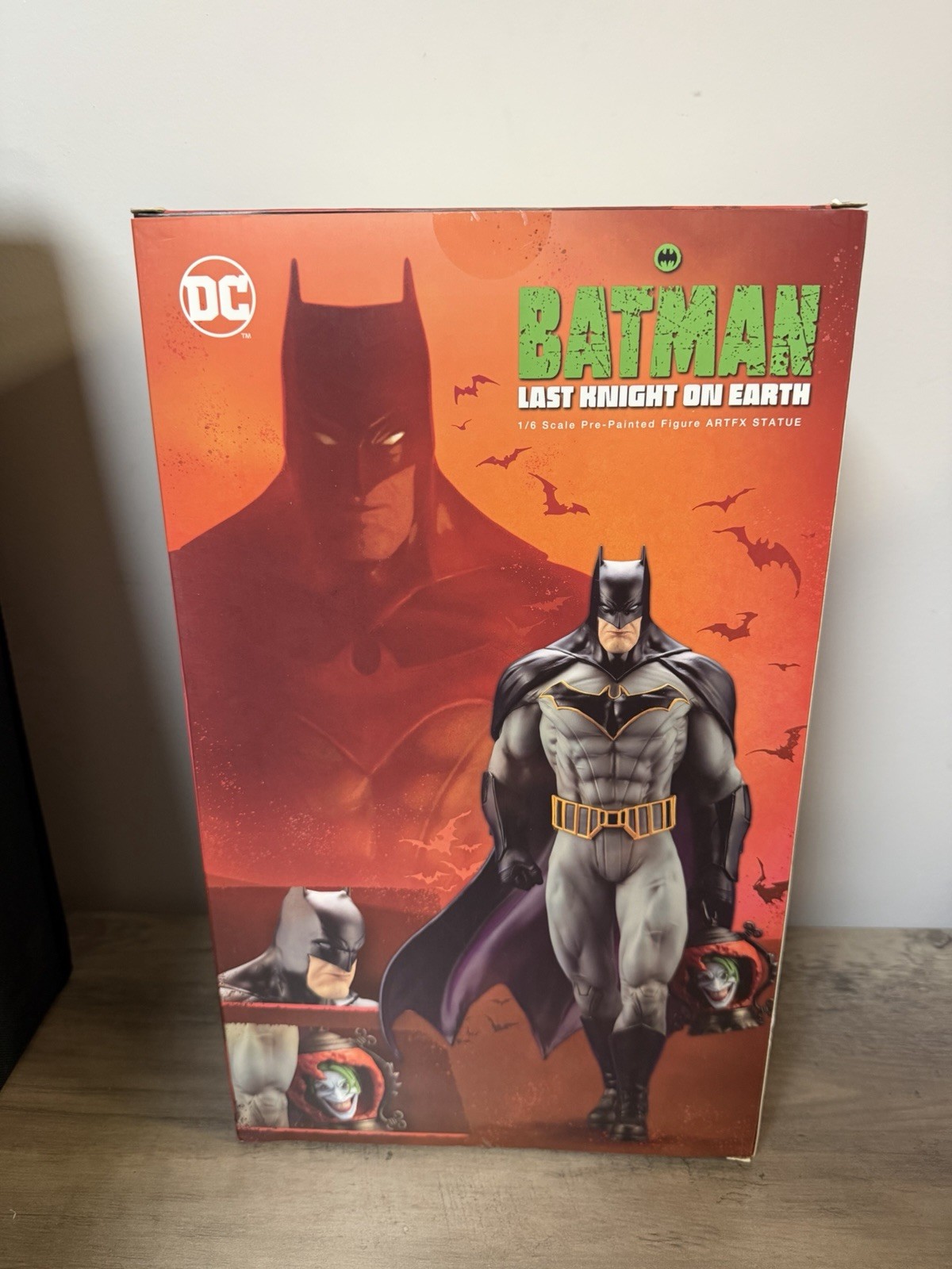 Kotobukiya DC Comics Batman Statue Last Knight On Earth Artfx 1/6 Scale Painted Kotobukiya DC Comics Batman Statue Last Knight On Earth Artfx 1/6 Scale Painted