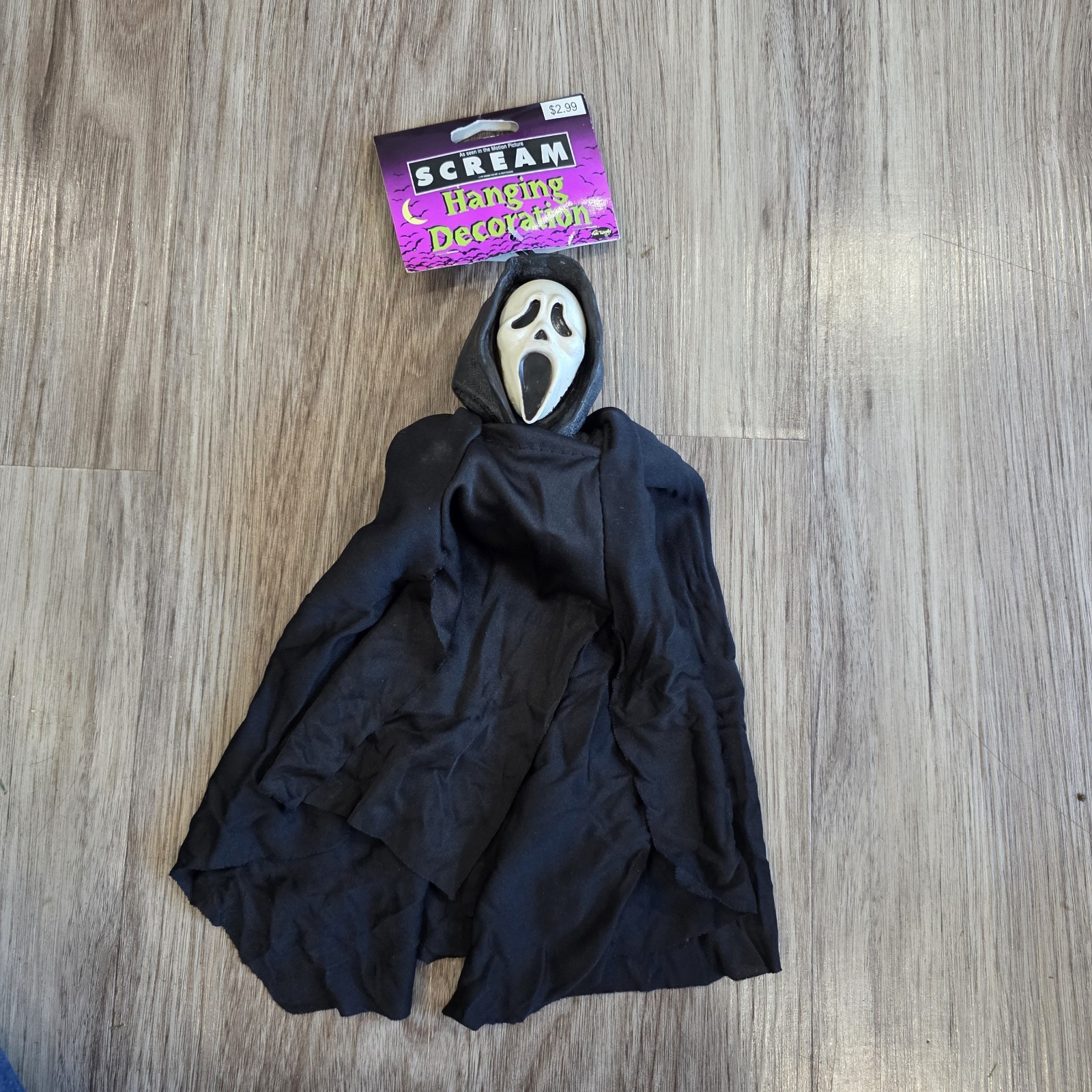Vintage 1997 Fun-World Scream Movie Ghost Face Hanging Halloween Decoration Vintage 1997 Fun-World Scream Movie Ghost Face Hanging Halloween Decoration