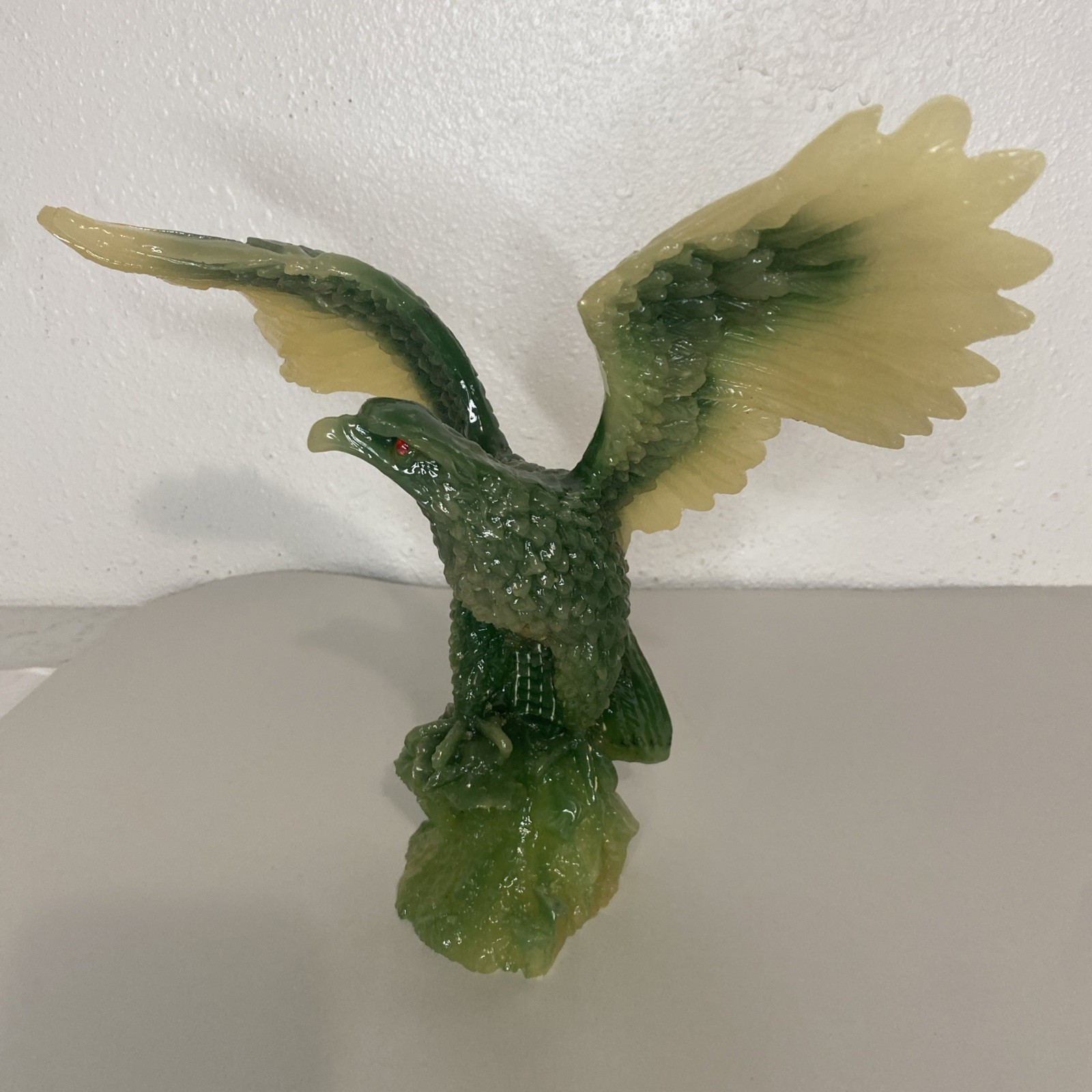Very Elegant Resin Eagle Main Colors White And Green total height 8’& width 11" Very Elegant Resin Eagle Main Colors White And Green total height 8’& width 11"