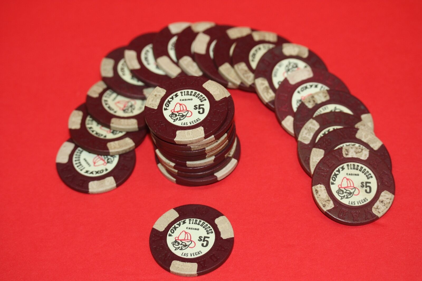 Vintage $5 Foxy’s Firehouse Las Vegas Nevada Casino Chip Poker Collectible (1PC)