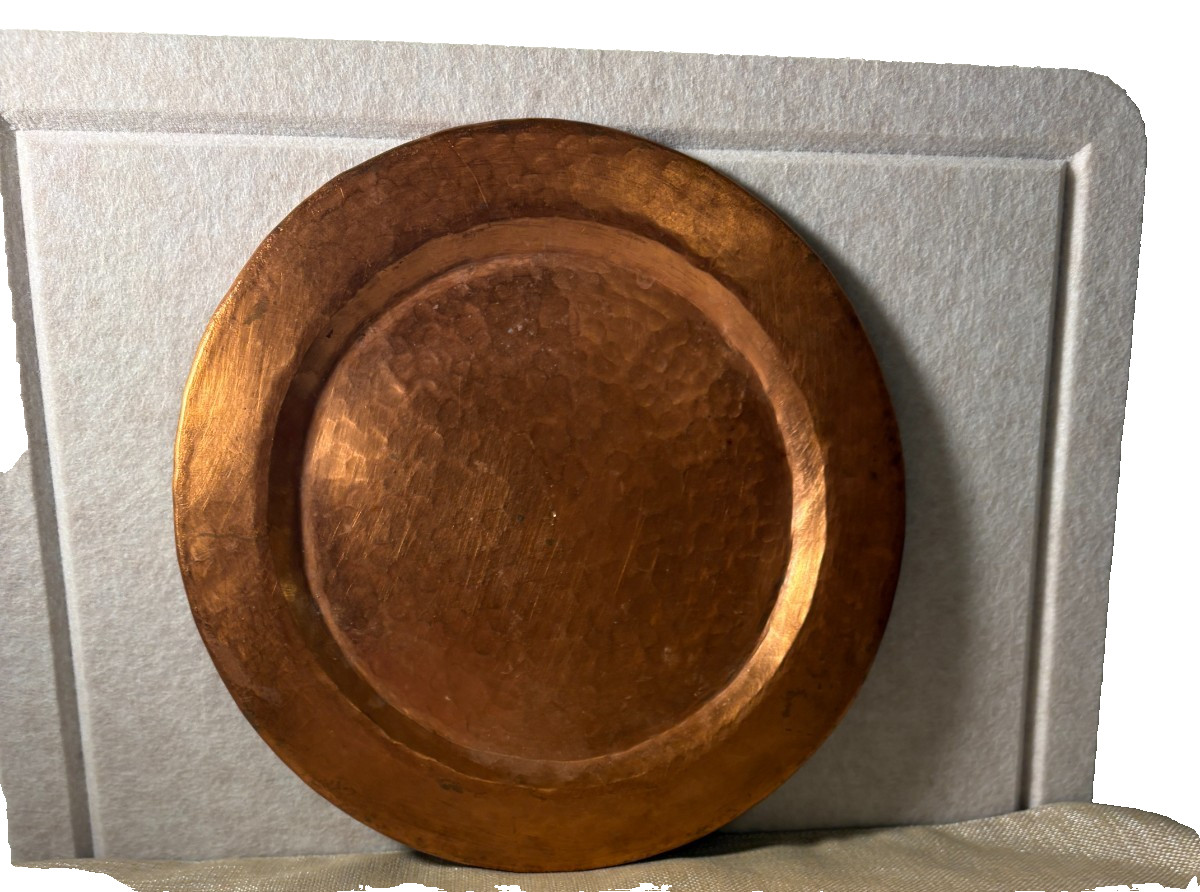 Vintage Hand Hammered Solid Copper 11" Charger Plate Heavy Gauge Vintage Hand Hammered Solid Copper 11" Charger Plate Heavy Gauge