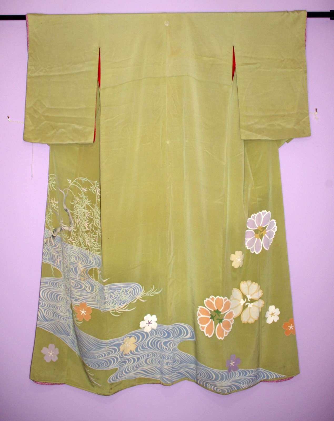 Matcha Green Geisha's Hikizuri Susohiki Silk Vintage Japanese Kimono US SHIP Matcha Green Geisha's Hikizuri Susohiki Silk Vintage Japanese Kimono US SHIP
