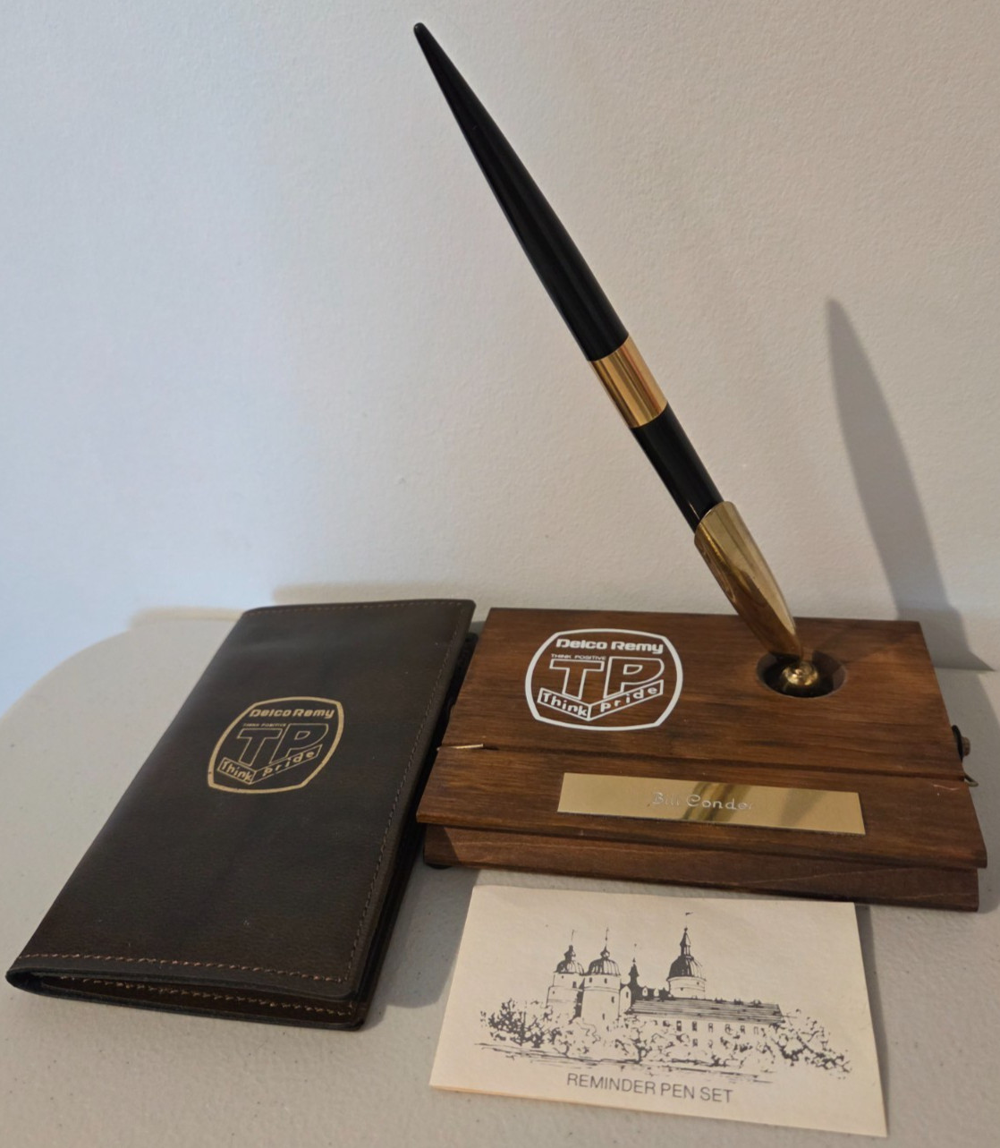 1979 Delco Remy GM Anderson Indiana Employee Award Desk Pen Set Memo Clip Walnut 1979 Delco Remy GM Anderson Indiana Employee Award Desk Pen Set Memo Clip Walnut
