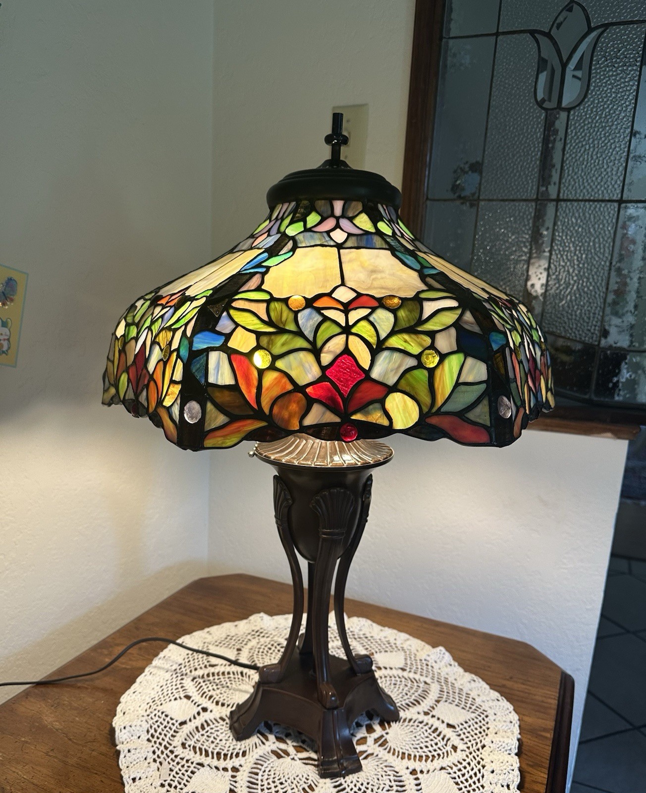 Vintage Tiffany Style Stained Glass Table Lamp Floral - Art Nouveau 27” As Is Vintage Tiffany Style Stained Glass Table Lamp Floral - Art Nouveau 27” As Is