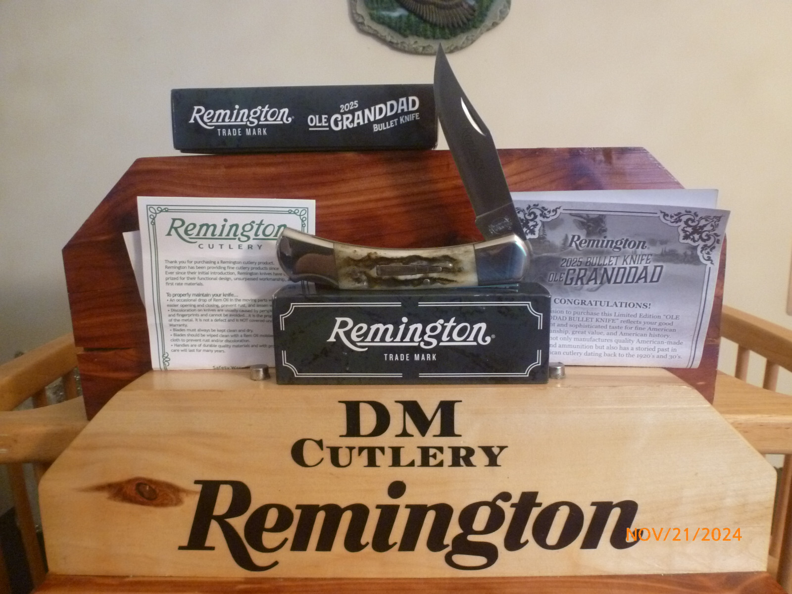 Remington 2025 "Ole Granddad" Bullet Knife R15697 MIB with all Papework - NEW