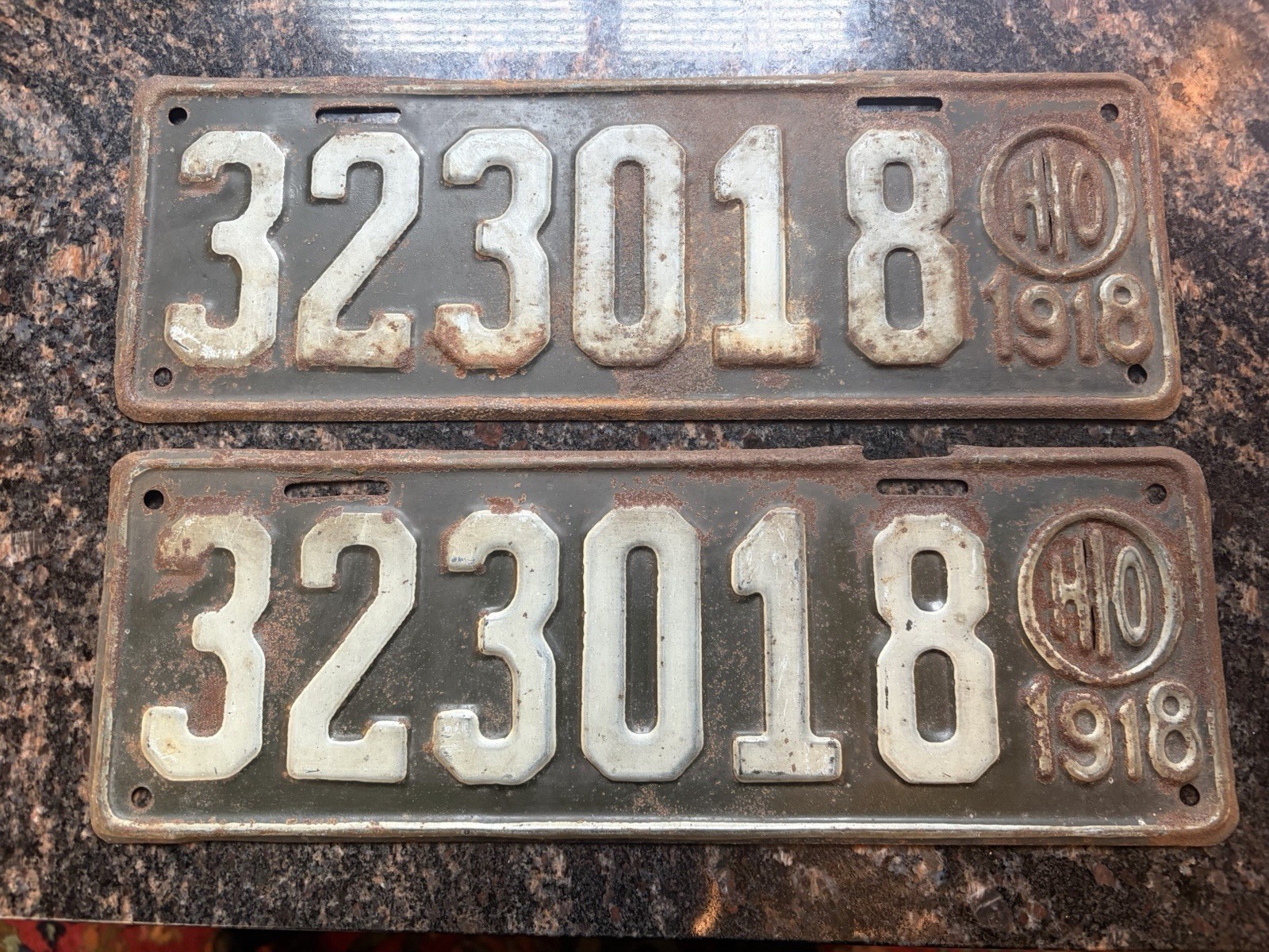 Matched Pair Of Vintage 1918 Ohio License Plates 