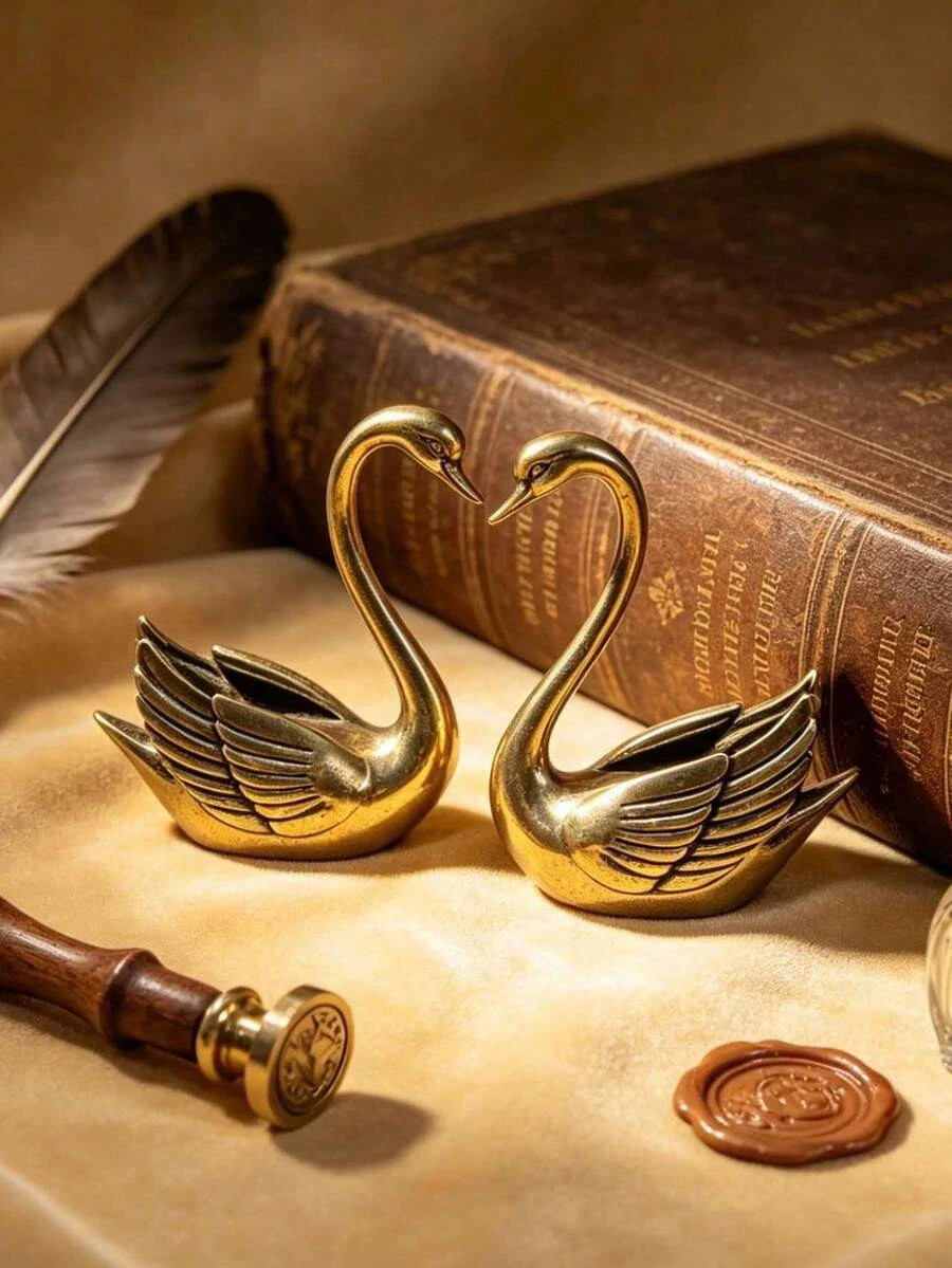 1pc Vintage Brass Swan Figurine Antique European Metal Sculpture Desktop Decor 1pc Vintage Brass Swan Figurine Antique European Metal Sculpture Desktop Decor