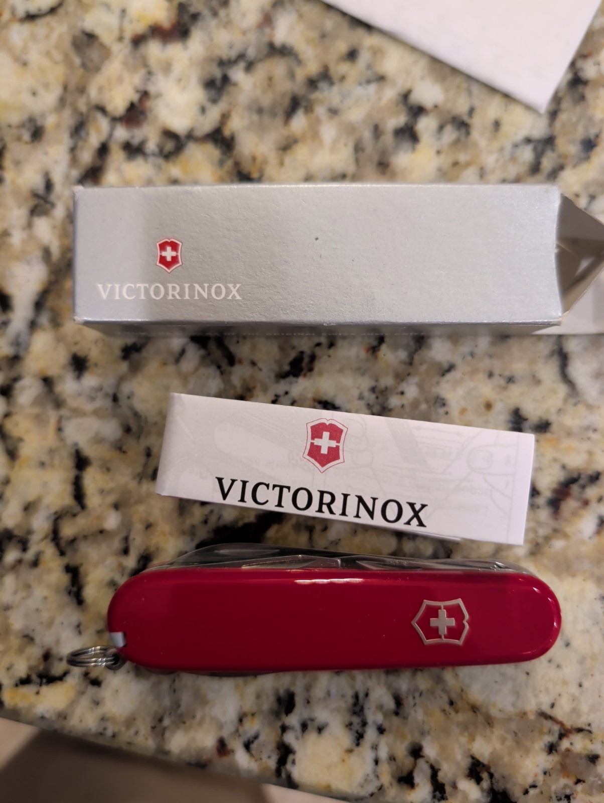 *New Victorinox 15 function Swiss Army Knife # 1.3713 Red Huntsman *New Victorinox 15 function Swiss Army Knife # 1.3713 Red Huntsman