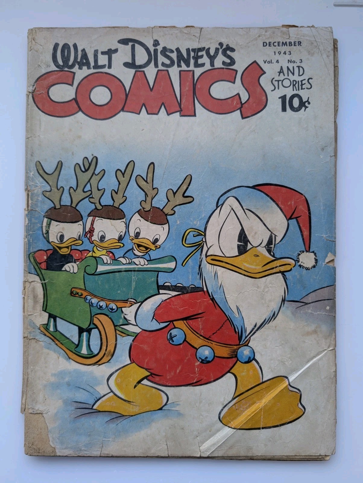 Walt Disney's Comics & Stories 39 (v4 #3) 1943 Low Grade Cover Detached Xmas Walt Disney's Comics & Stories 39 (v4 #3) 1943 Low Grade Cover Detached Xmas