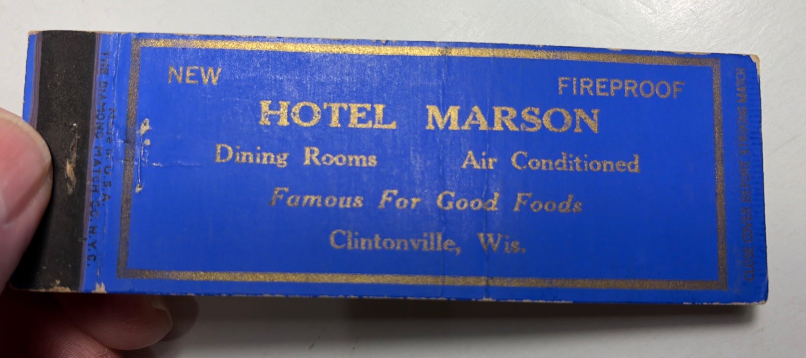 Full Length Matchbook Cover Hotel Marson Clintonville, Wisconsin Restaurant ￼