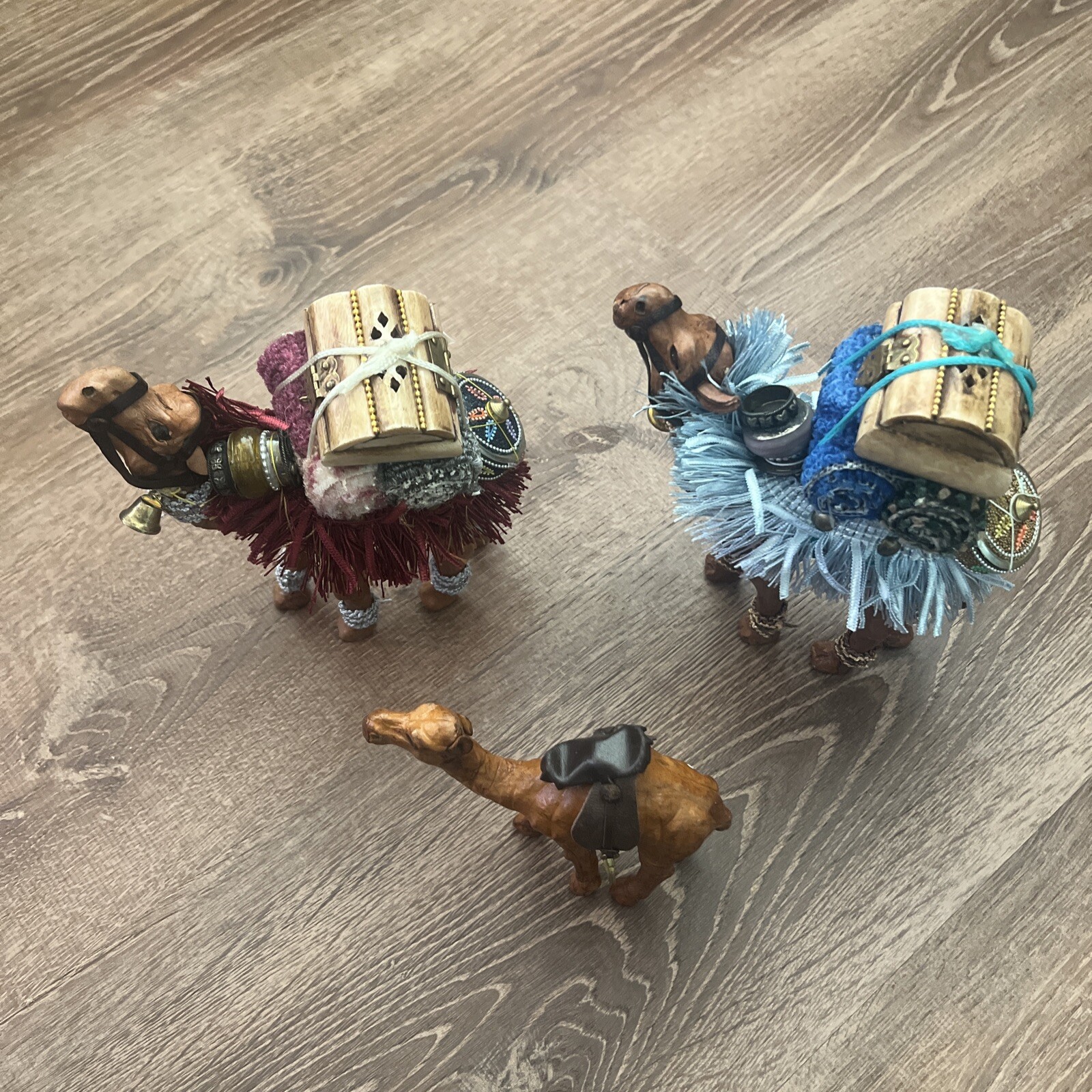 Vintage Leather Wrapped Dromedary Camel Figurine 7x8 5x6Tall Hand Tooled Set 3