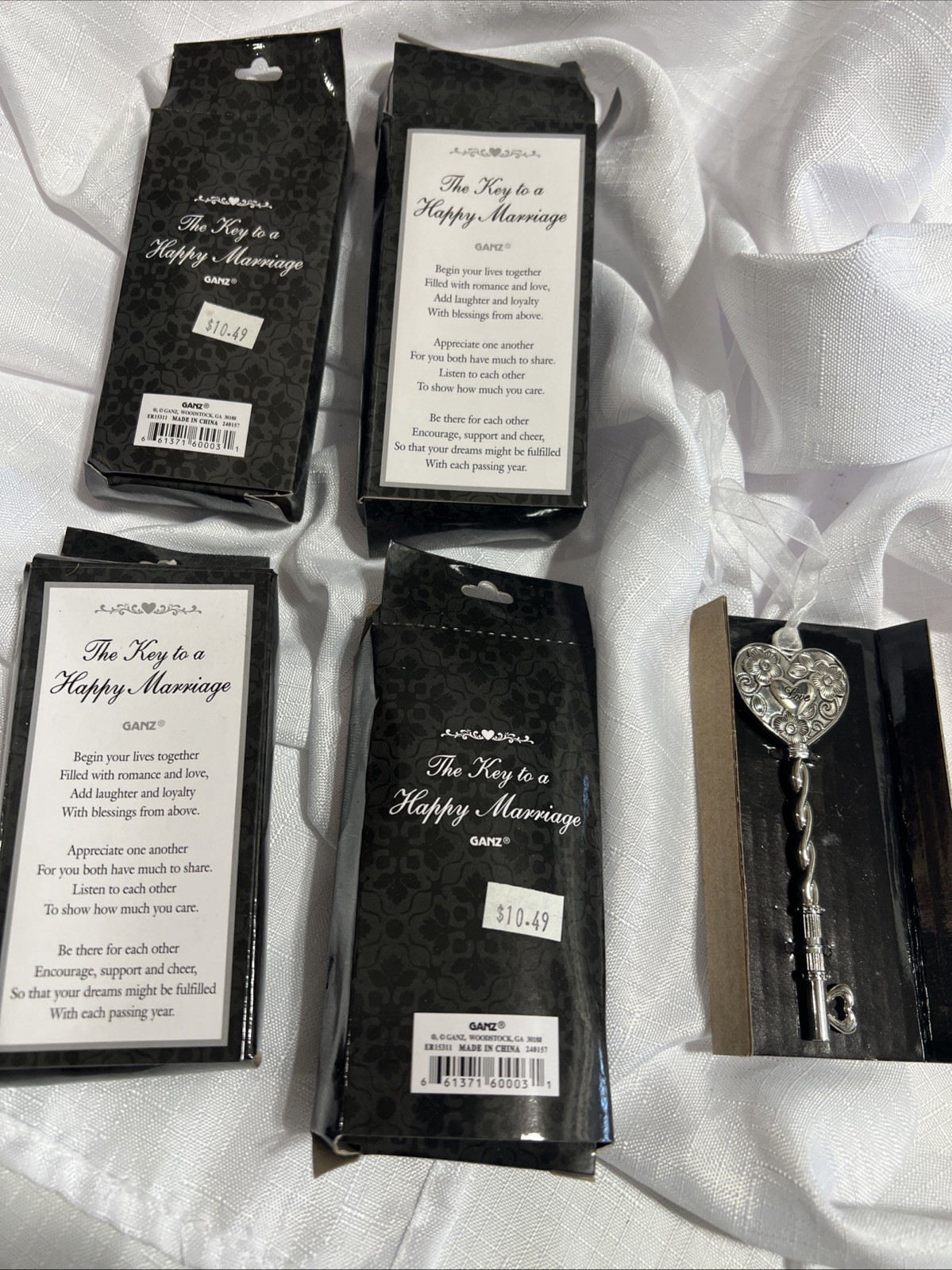 Ganz The Key to a Happy Marriage Wedding Gift Box 4 Pack Read Description Ganz The Key to a Happy Marriage Wedding Gift Box 4 Pack Read Description