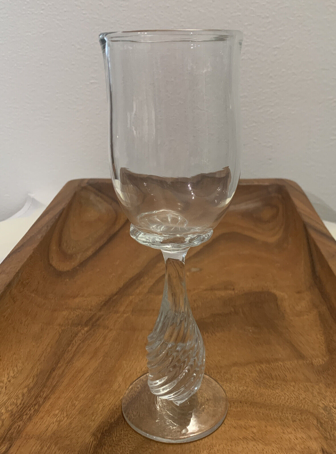 VTG Signed Drew Smith Hand Blown Crystal Wine Goblets 9 1/14” - 1 Piece