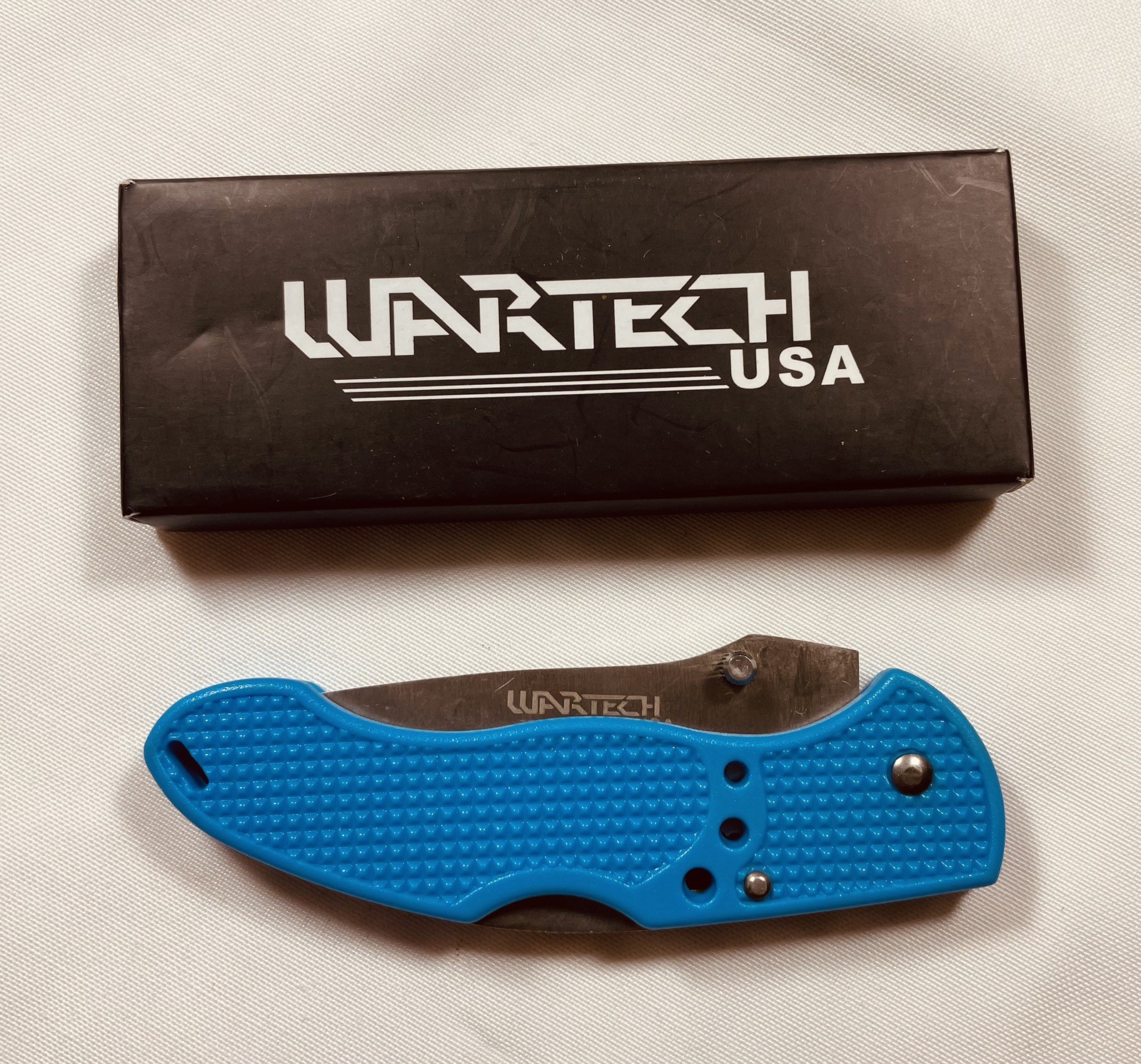 WarTech USA 3" Folding Lockback Knife – Blue – Partially Serrated Blade WarTech USA 3" Folding Lockback Knife – Blue – Partially Serrated Blade