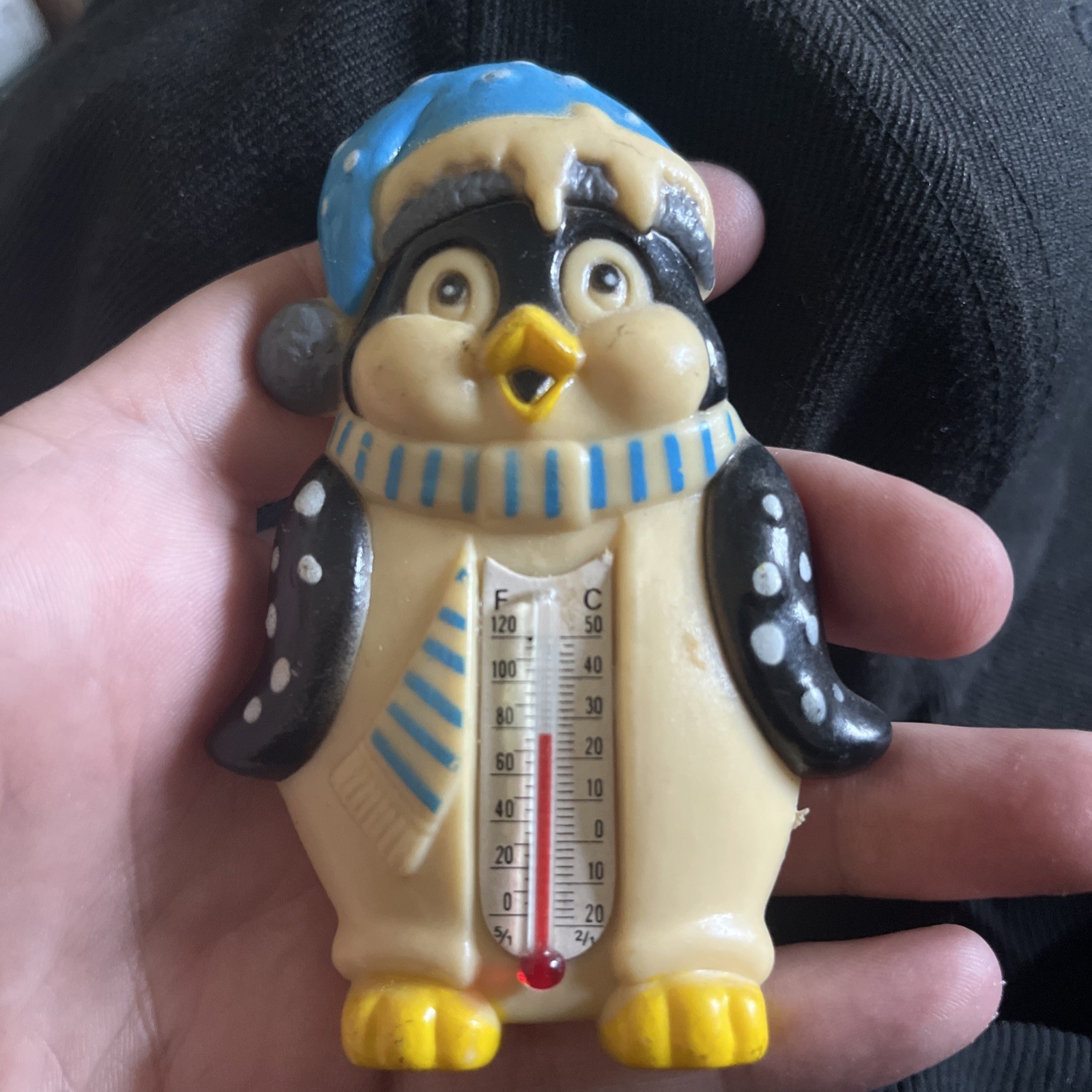 Vintage Giftco Inc Penguin Thermometer Magnet Retro Winter Kitsch Fridge Decor