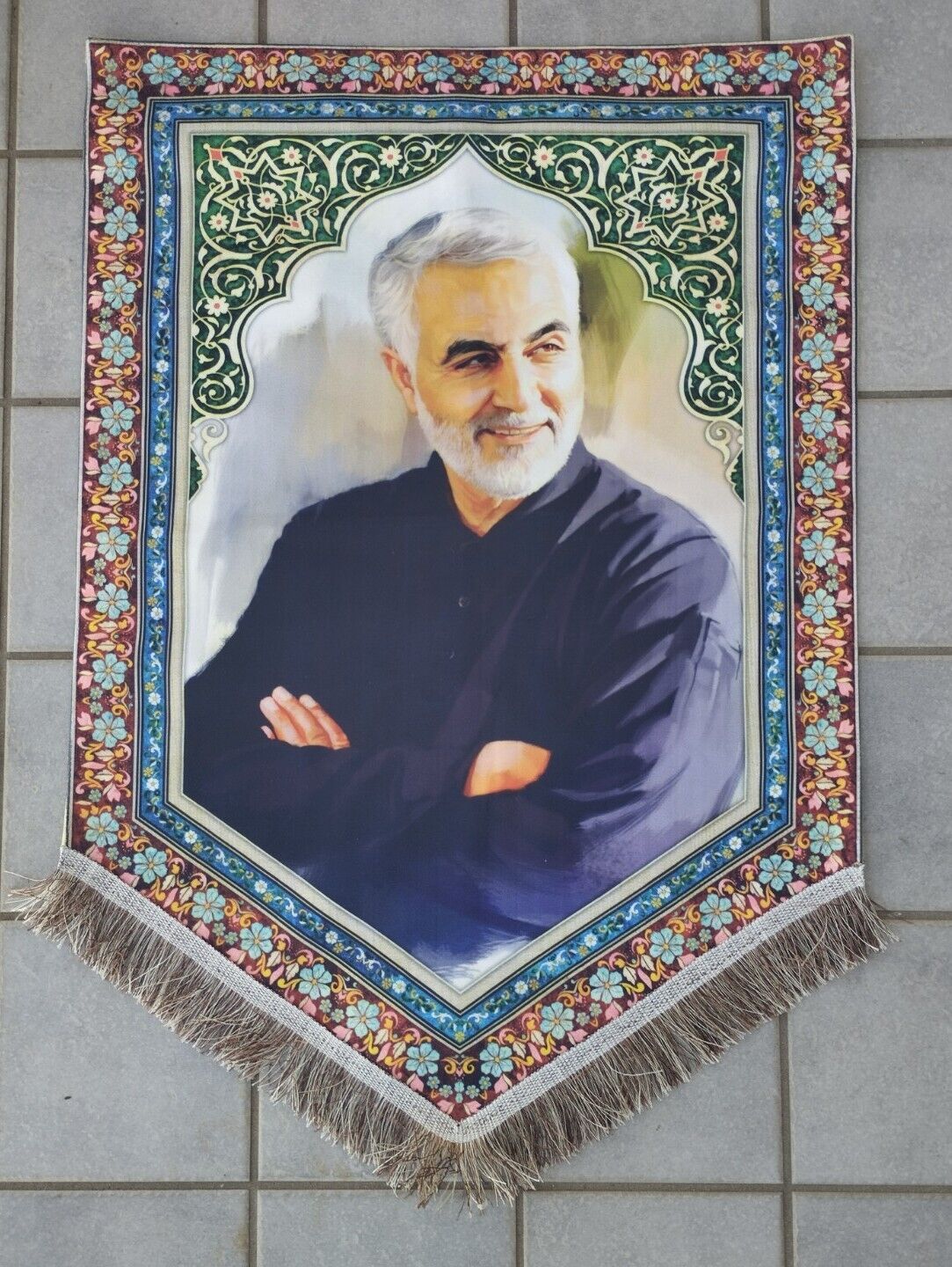 Banner martyr of the shrine of Haj Qassem Soleimani 