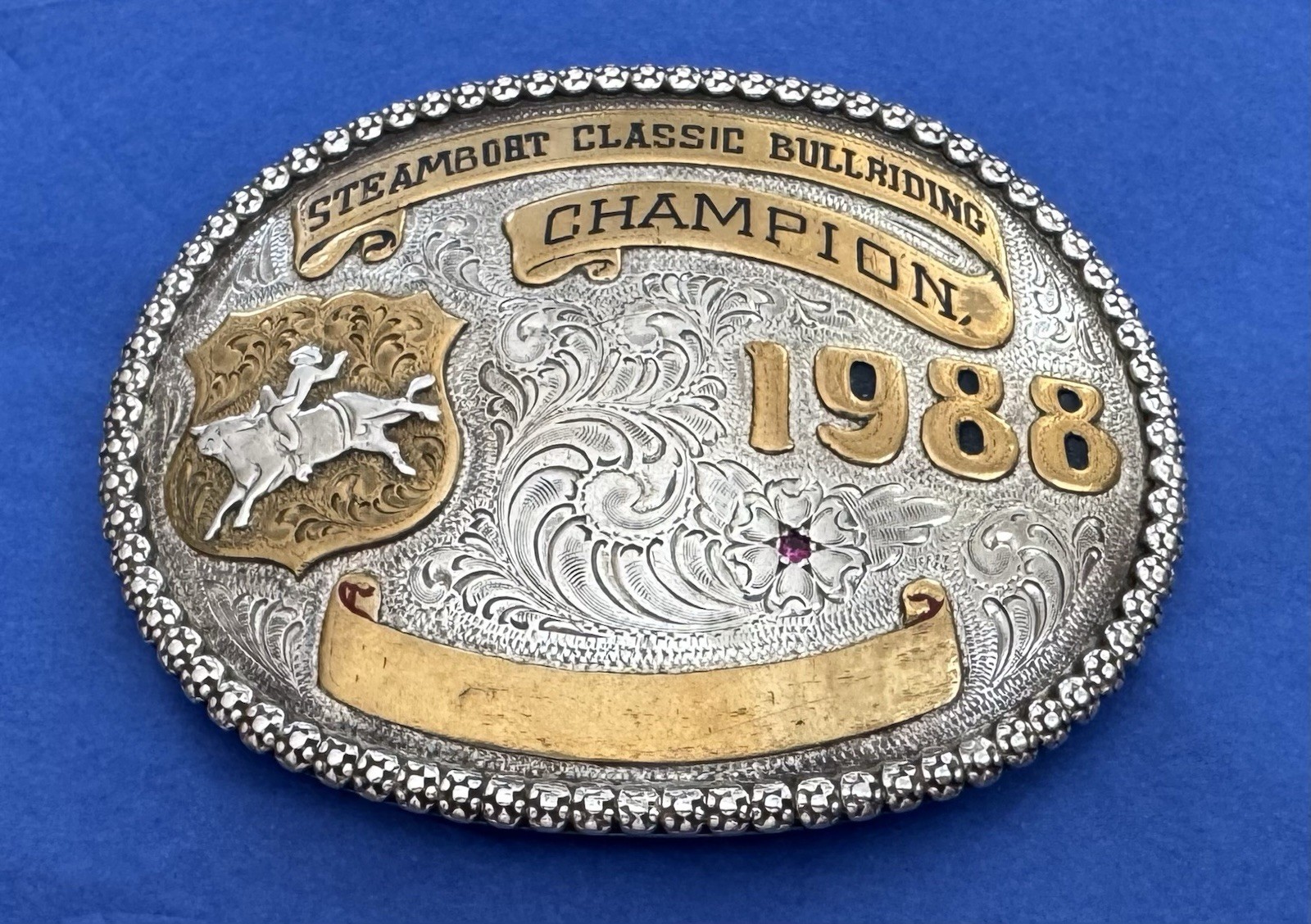 VTG 1988 Steamboat Classic BULLRIDING Champion YAZZIE Rodeo Trophy Belt Buckle VTG 1988 Steamboat Classic BULLRIDING Champion YAZZIE Rodeo Trophy Belt Buckle