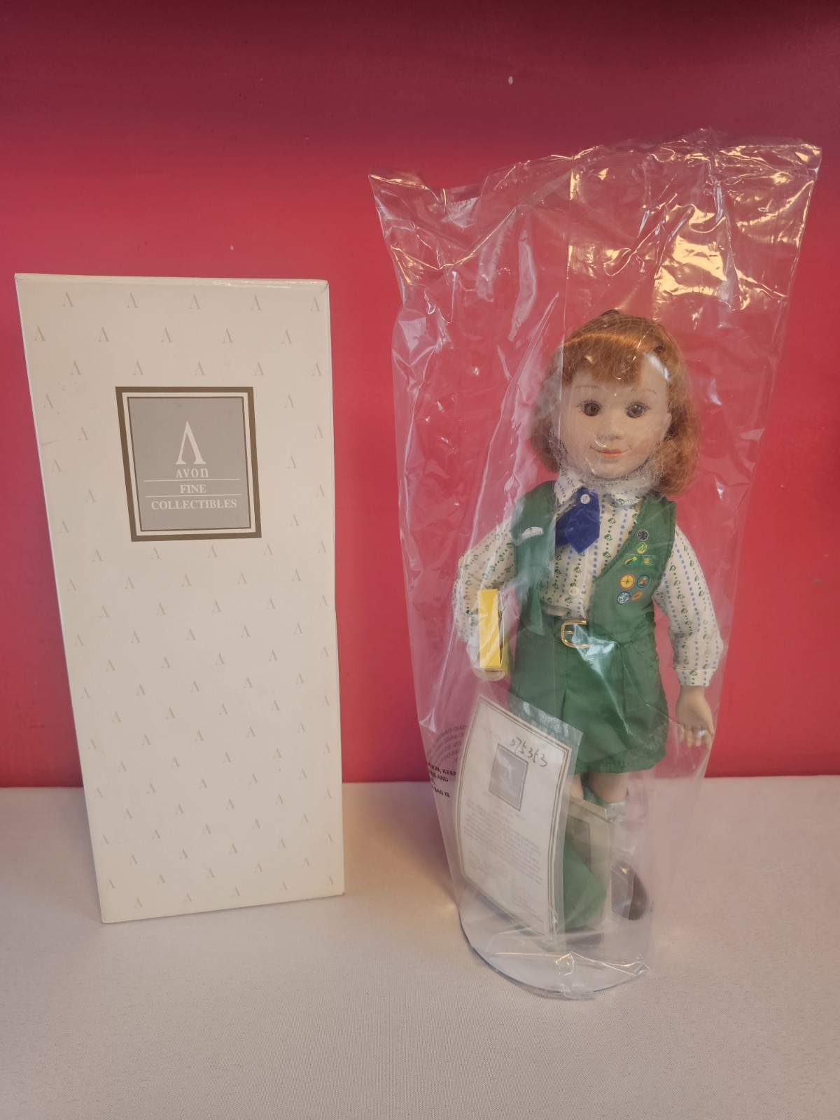 Junior Girl Scout Doll VTG '95 Avon Tender Memories Porcelain Doll 14"NEW/SEALED