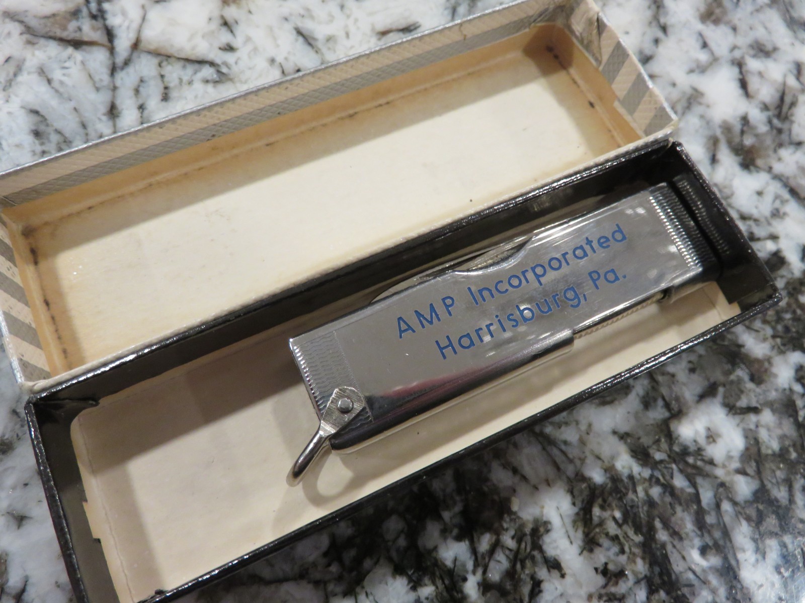 VTG AMP Incorporated Promo Multi Tool Harrisburg, PA Mfg. NEW/Box VTG AMP Incorporated Promo Multi Tool Harrisburg, PA Mfg. NEW/Box