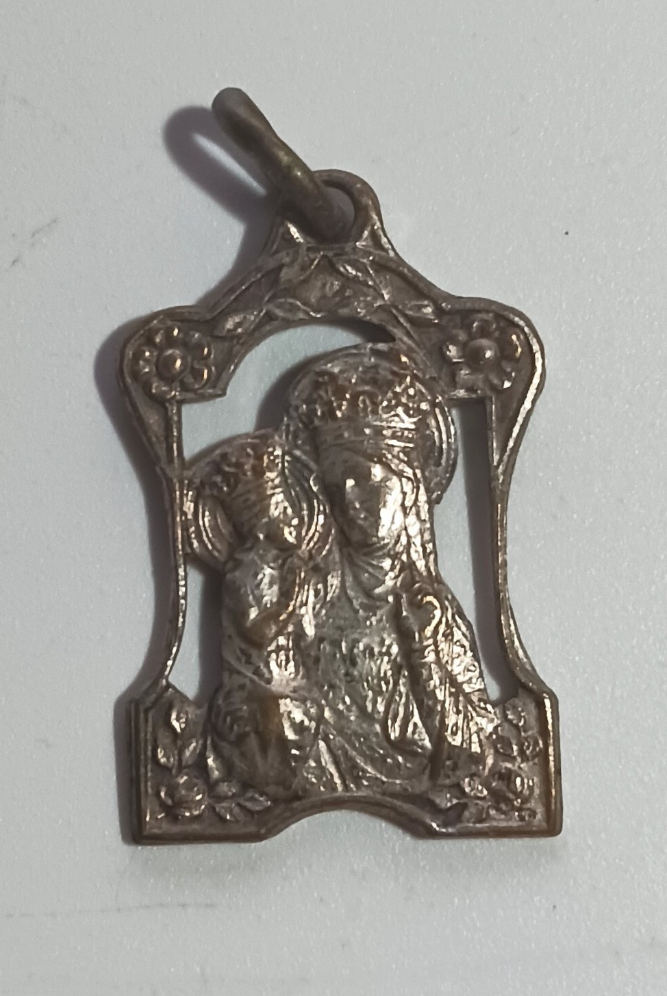 Vintage Catholic Medal: Virgin Mary & Child, Sainte Anne de Beaupre Basilica