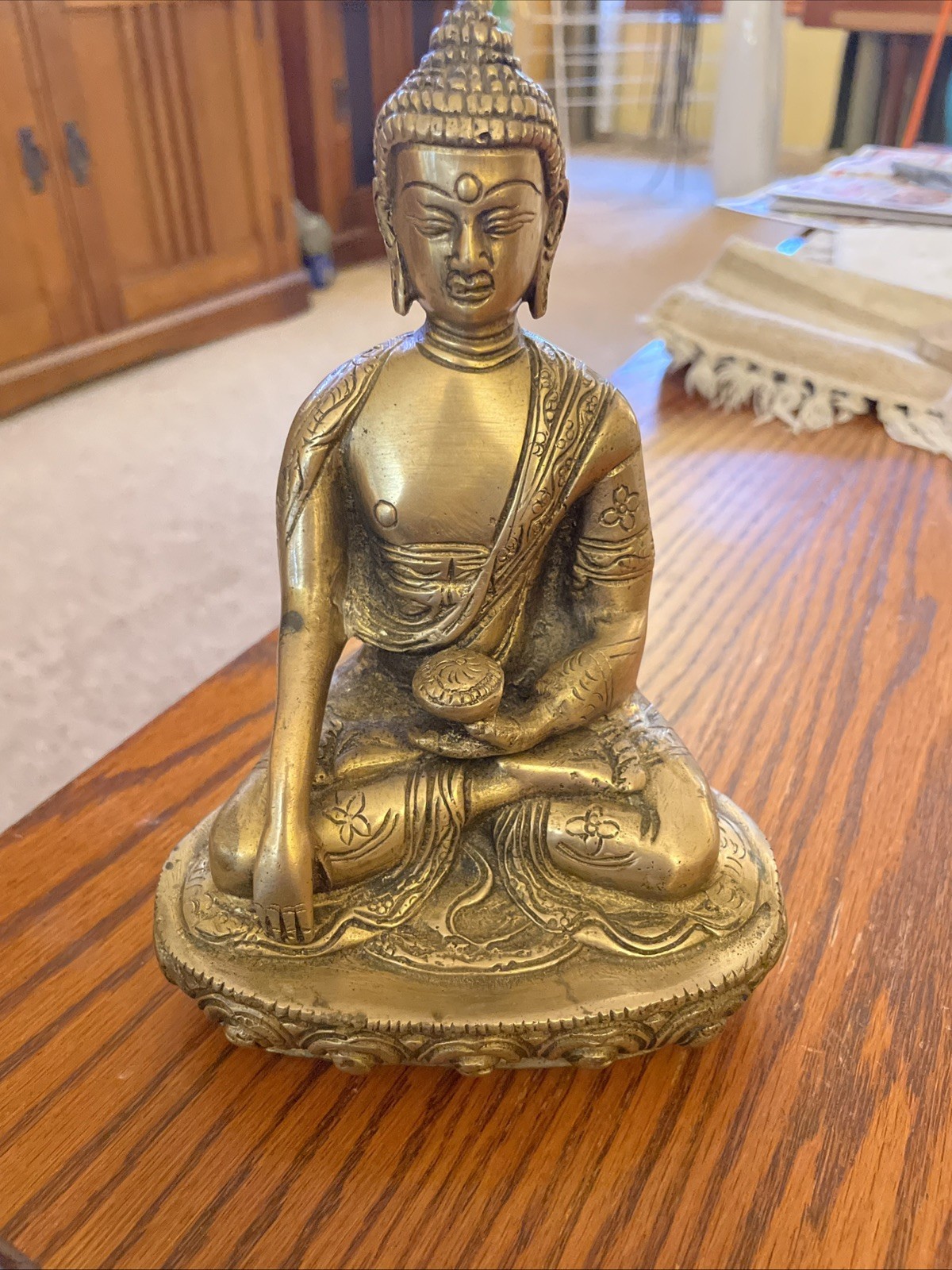 VINTAGE HINDU BRASS BUDDHIST BUDDHA STATUE VINTAGE HINDU BRASS BUDDHIST BUDDHA STATUE