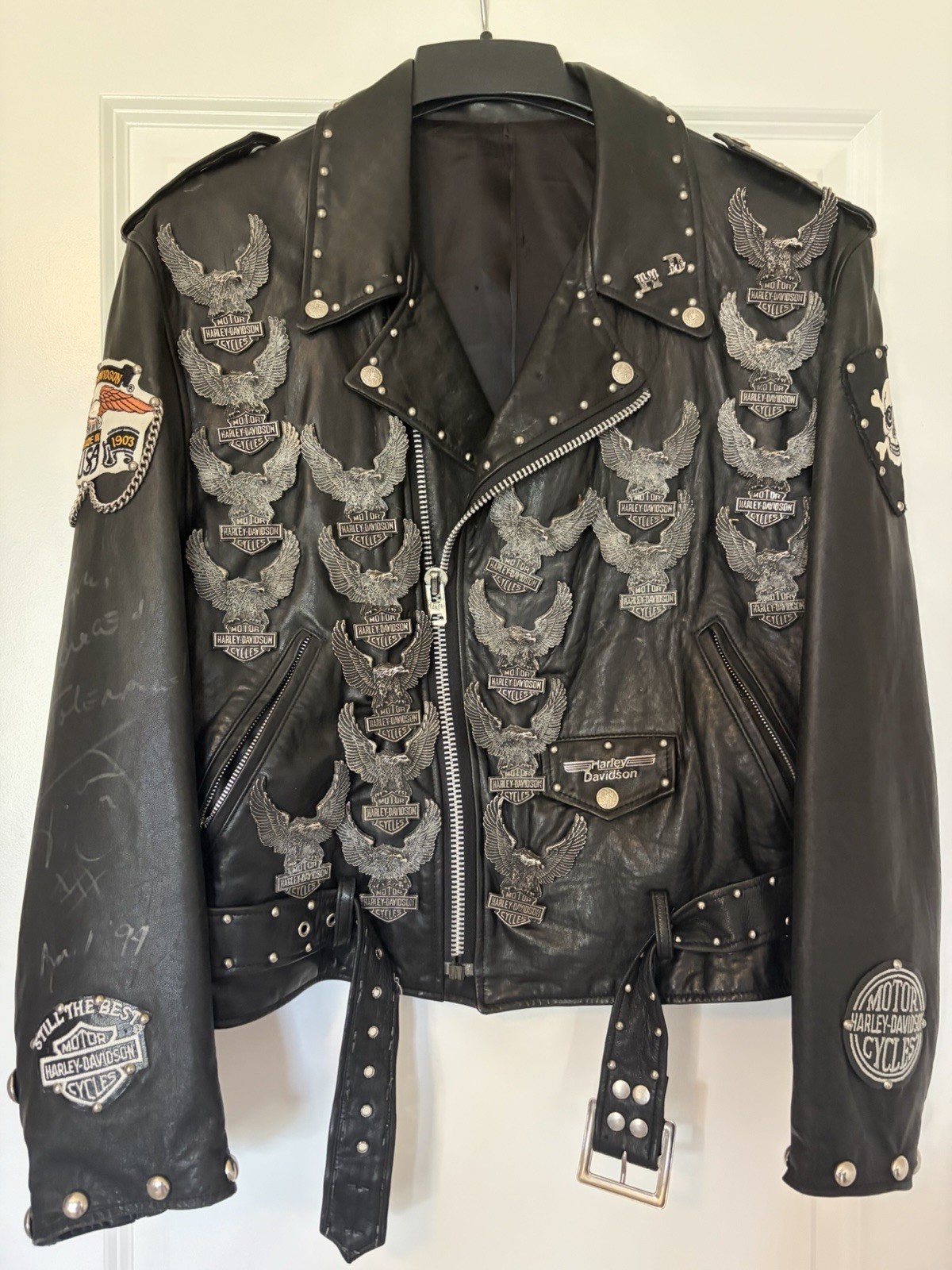 Vintage 1970s/80s Harley Davidson Leather Biker Jacket Custom "The Legend" Back Vintage 1970s/80s Harley Davidson Leather Biker Jacket Custom "The Legend" Back