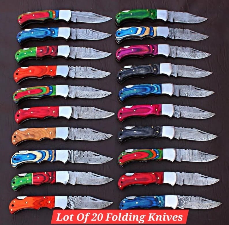 LOT OF 20 CUSTOM HANDMADE DAMASCUS STEEL FOLDING KNIVES 7 INCHES LONG WITH COVER LOT OF 20 CUSTOM HANDMADE DAMASCUS STEEL FOLDING KNIVES 7 INCHES LONG WITH COVER