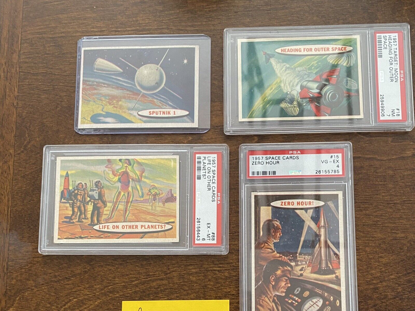 1957 Topps Space Cards Full Complete Set 88 Cards G-VG-EX-NM. 3 Graded #88 PSA6