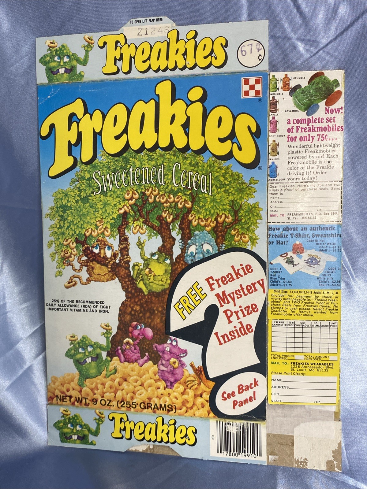 Original 1970s RALSTON FREAKIES Cereal Box MYSTERY PRIZE great premiums on back Original 1970s RALSTON FREAKIES Cereal Box MYSTERY PRIZE great premiums on back