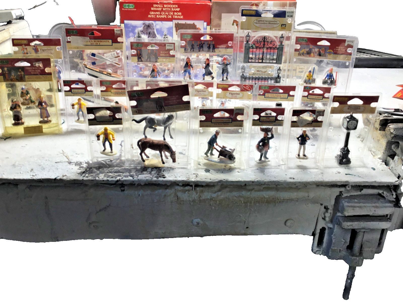 Huge Lot 24 brand new figures,people dock,many,many more all NIB UNOPENED SEALED Huge Lot 24 brand new figures,people dock,many,many more all NIB UNOPENED SEALED