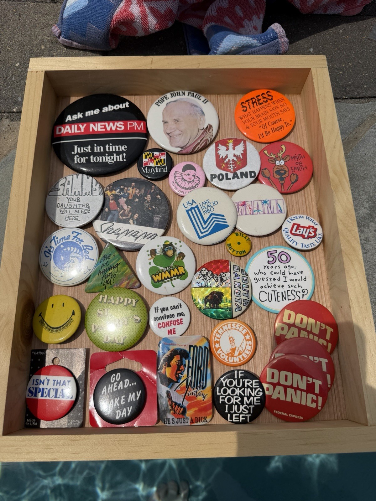 Vintage Pinback Button Lot 1980 Lake Placid Sha Na Na WMMR Ford Fairlane Pope Vintage Pinback Button Lot 1980 Lake Placid Sha Na Na WMMR Ford Fairlane Pope