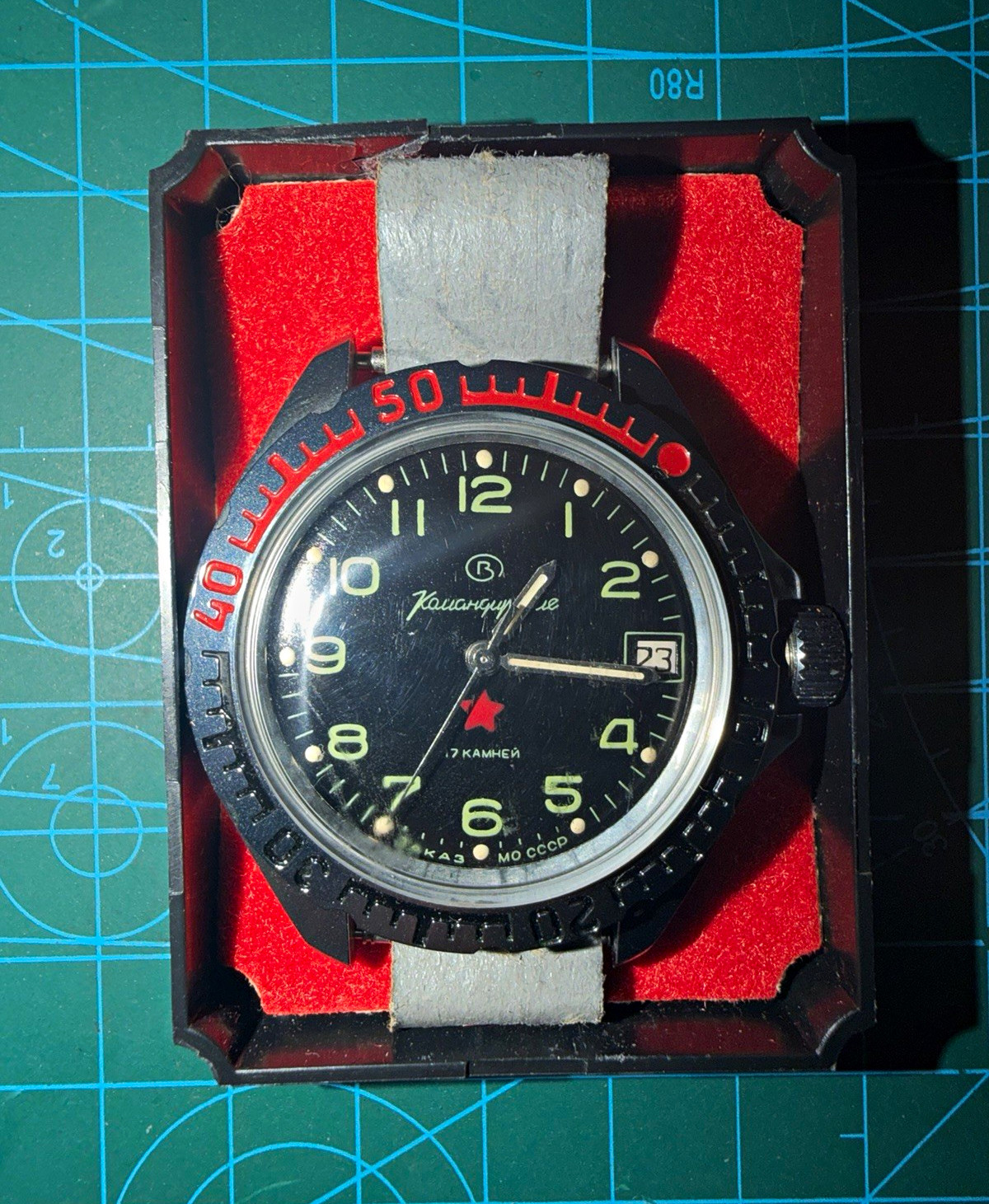 Vostok Komandirskie USSR Military Mechanical Watch 17J NEW OLD STOCK