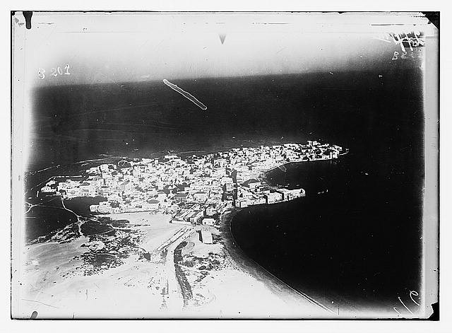 Photo:Tyre Lebanon Aerial View Peninsula 1900s Cityscape Photo:Tyre Lebanon Aerial View Peninsula 1900s Cityscape